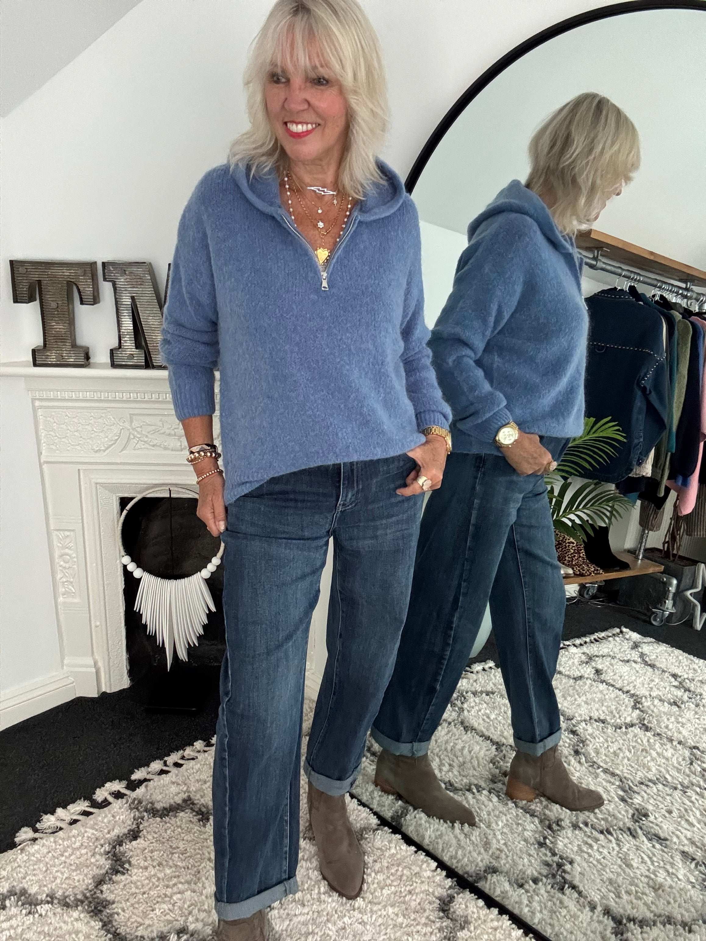 Stretch Boyfriend Jeans in Mid Denim