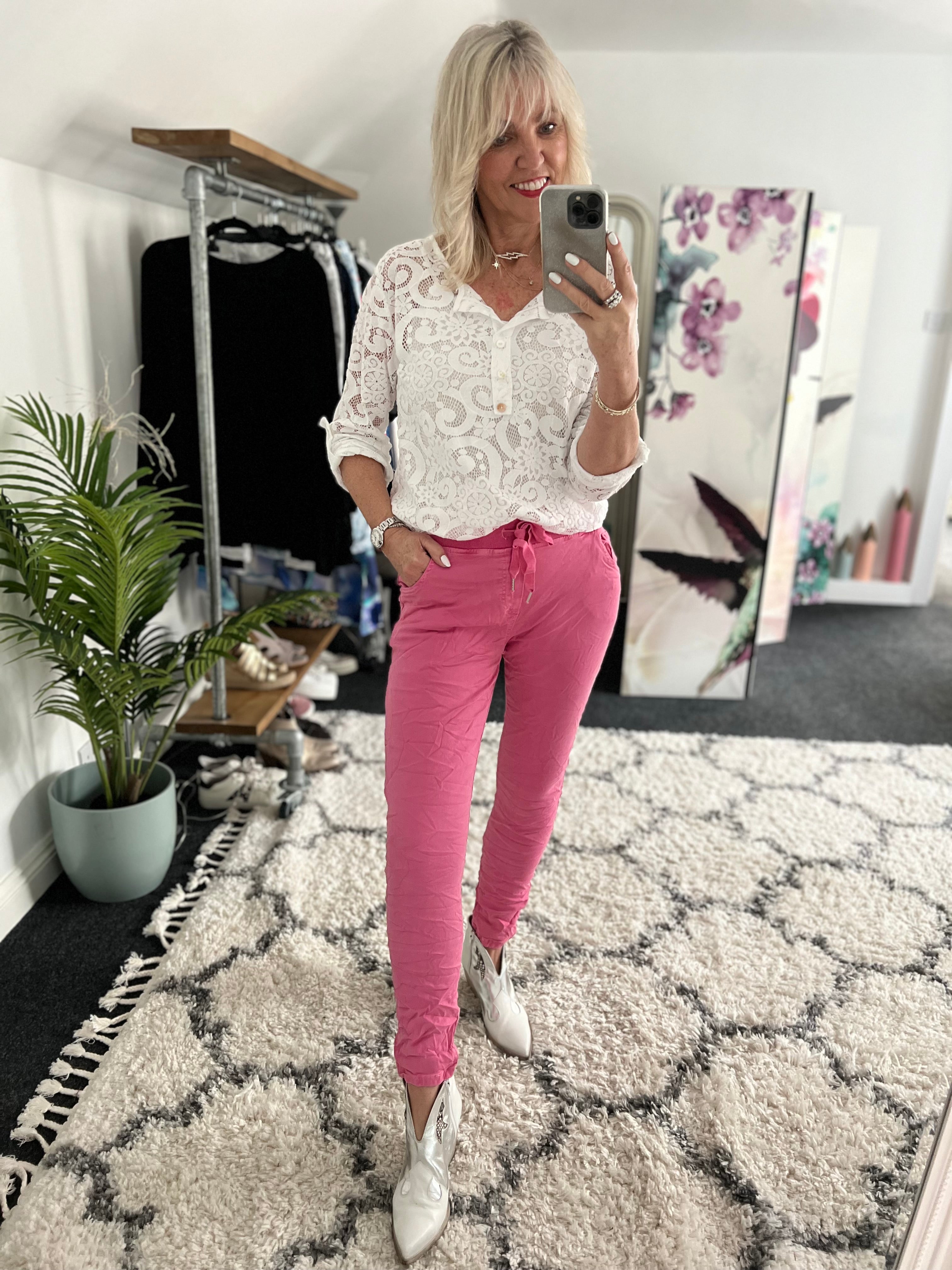 Pull on Jeans in Pink