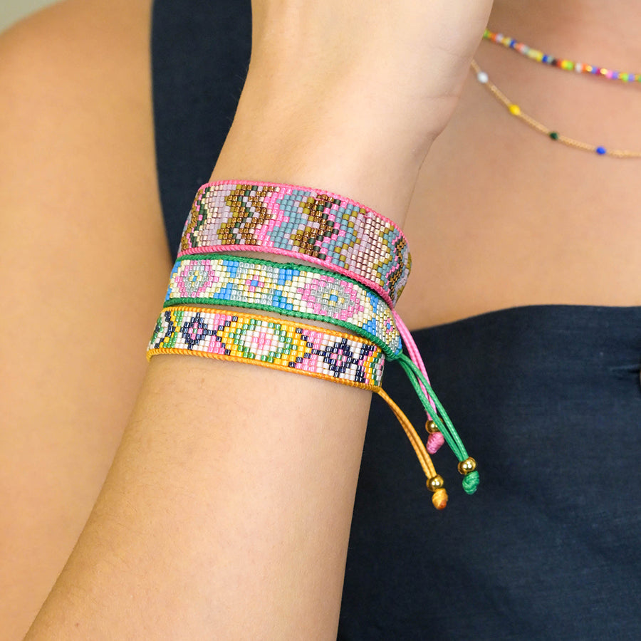 Friendship Bead Bracelet in Blues & Pinks