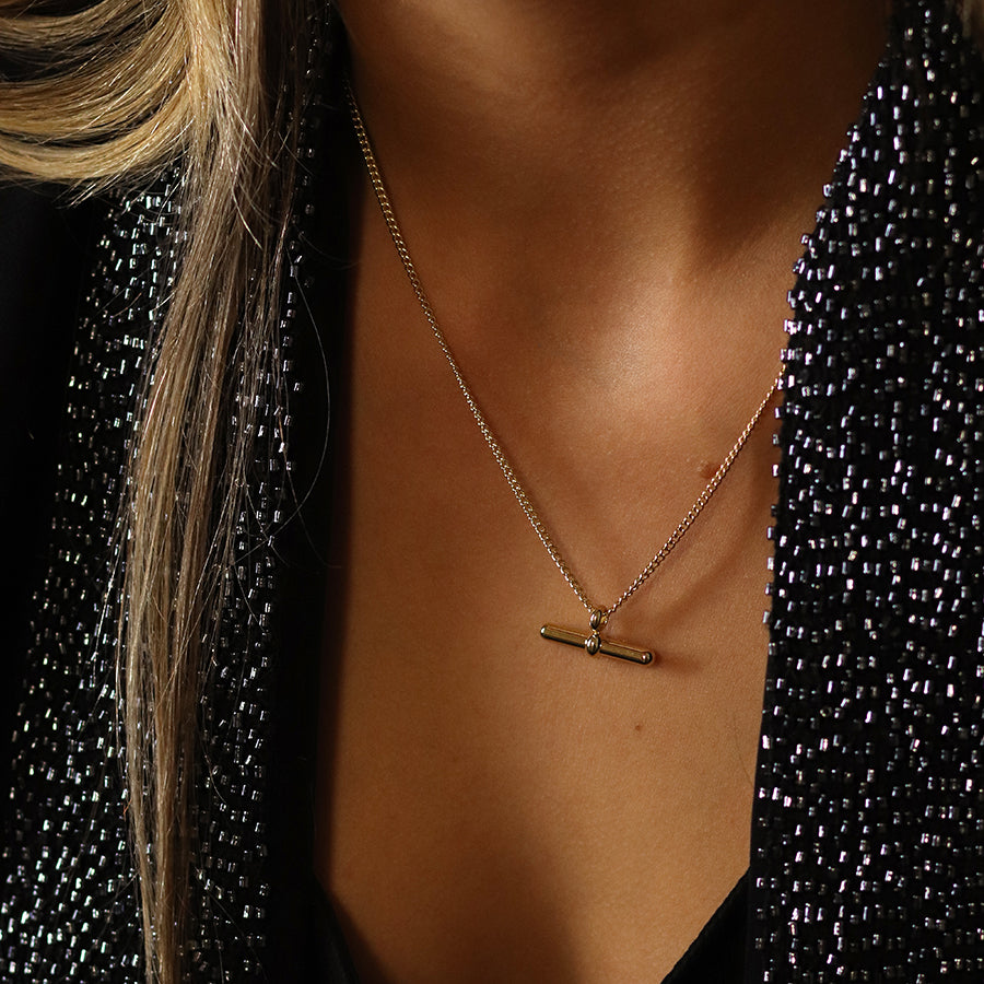 Gold Chain & T-Bar Necklace