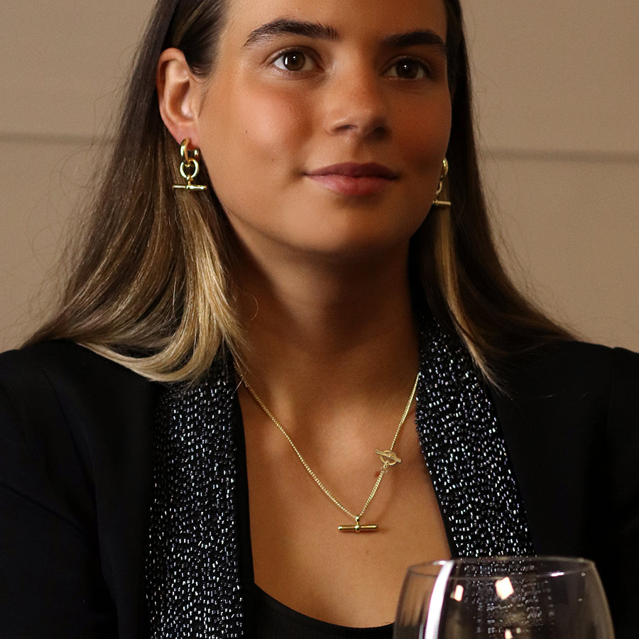Gold Chain & T-Bar Necklace