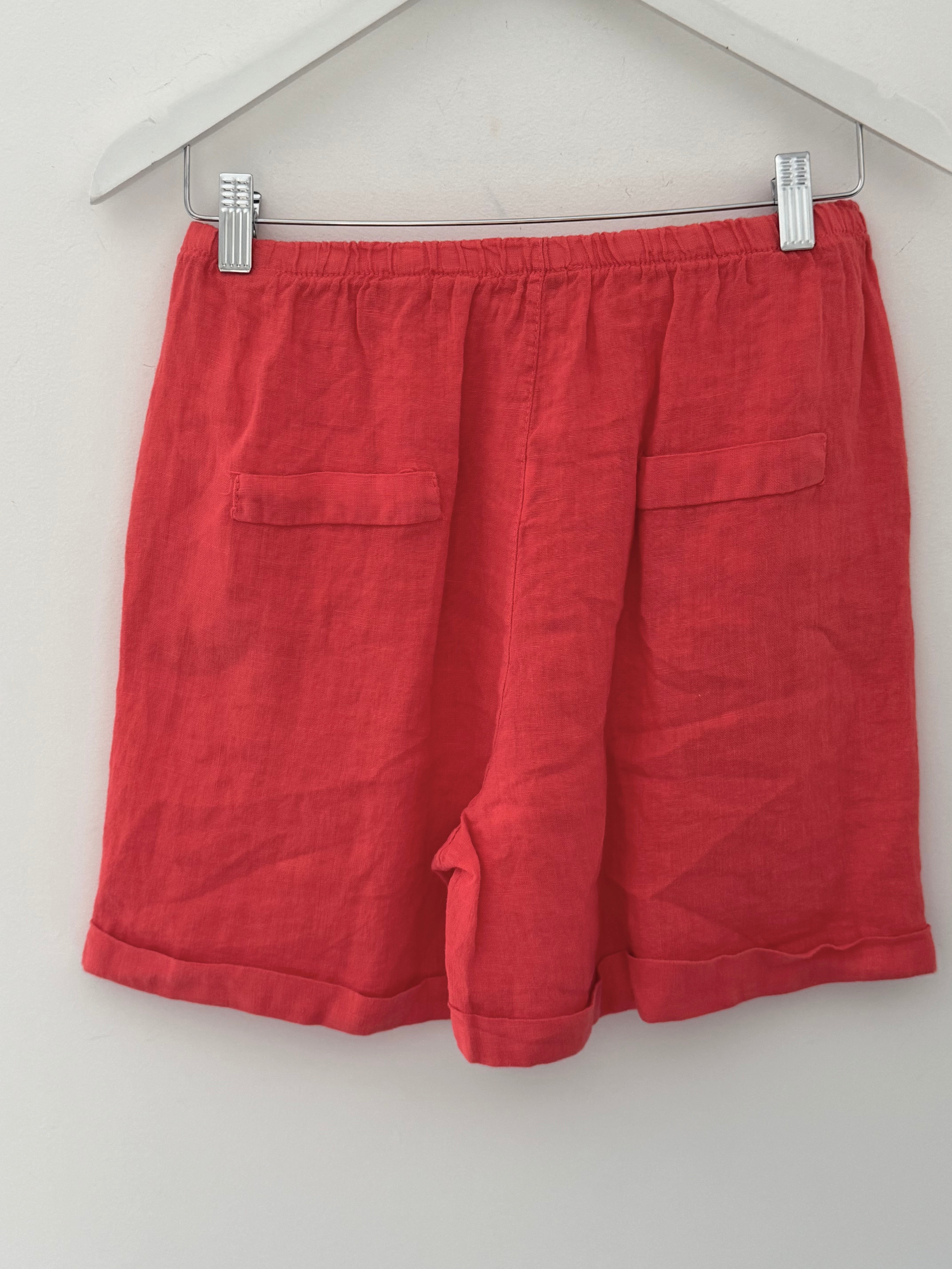 Linen Shorts in Coral