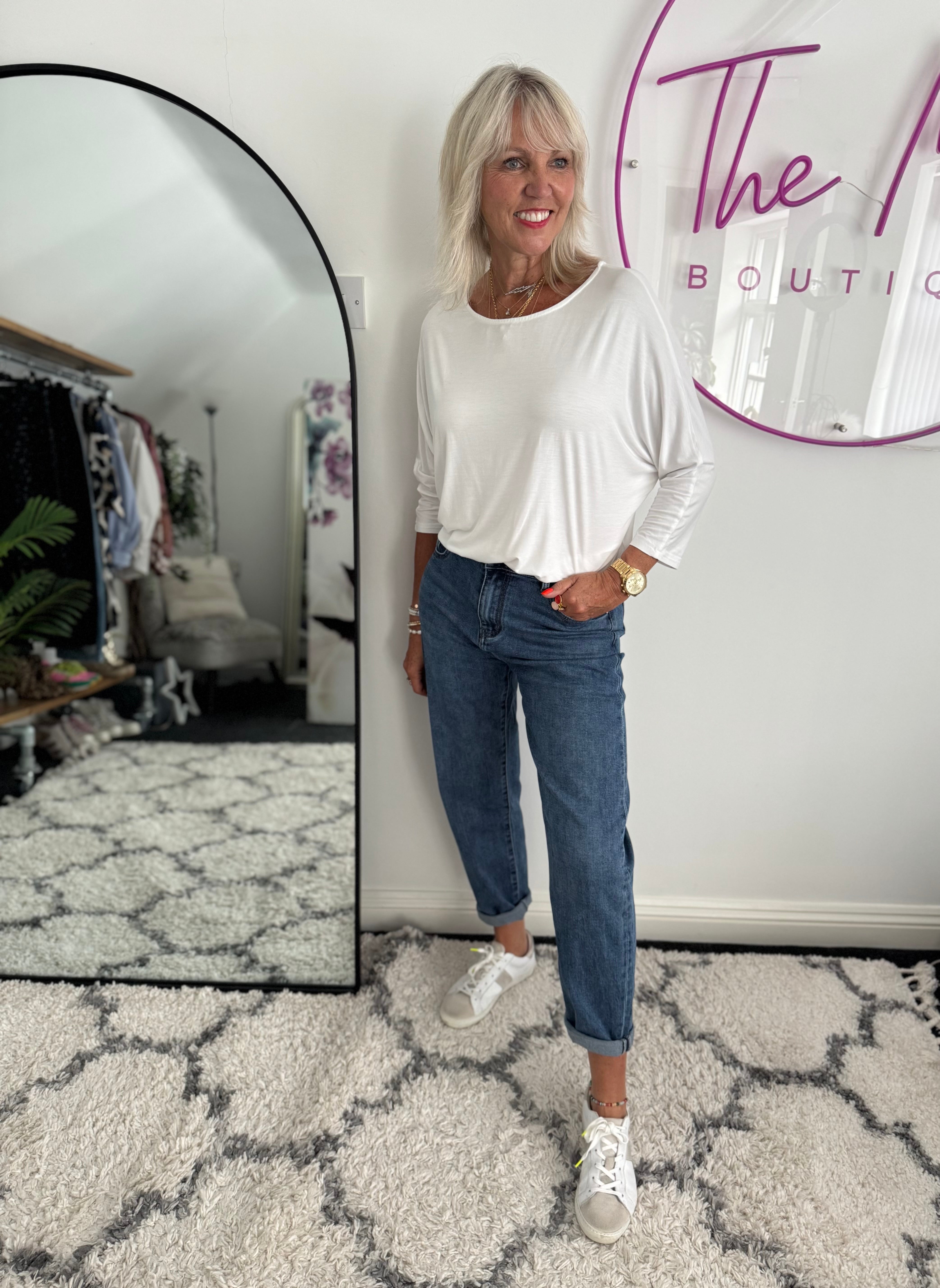 Stretch Boyfriend Jeans in Mid Denim