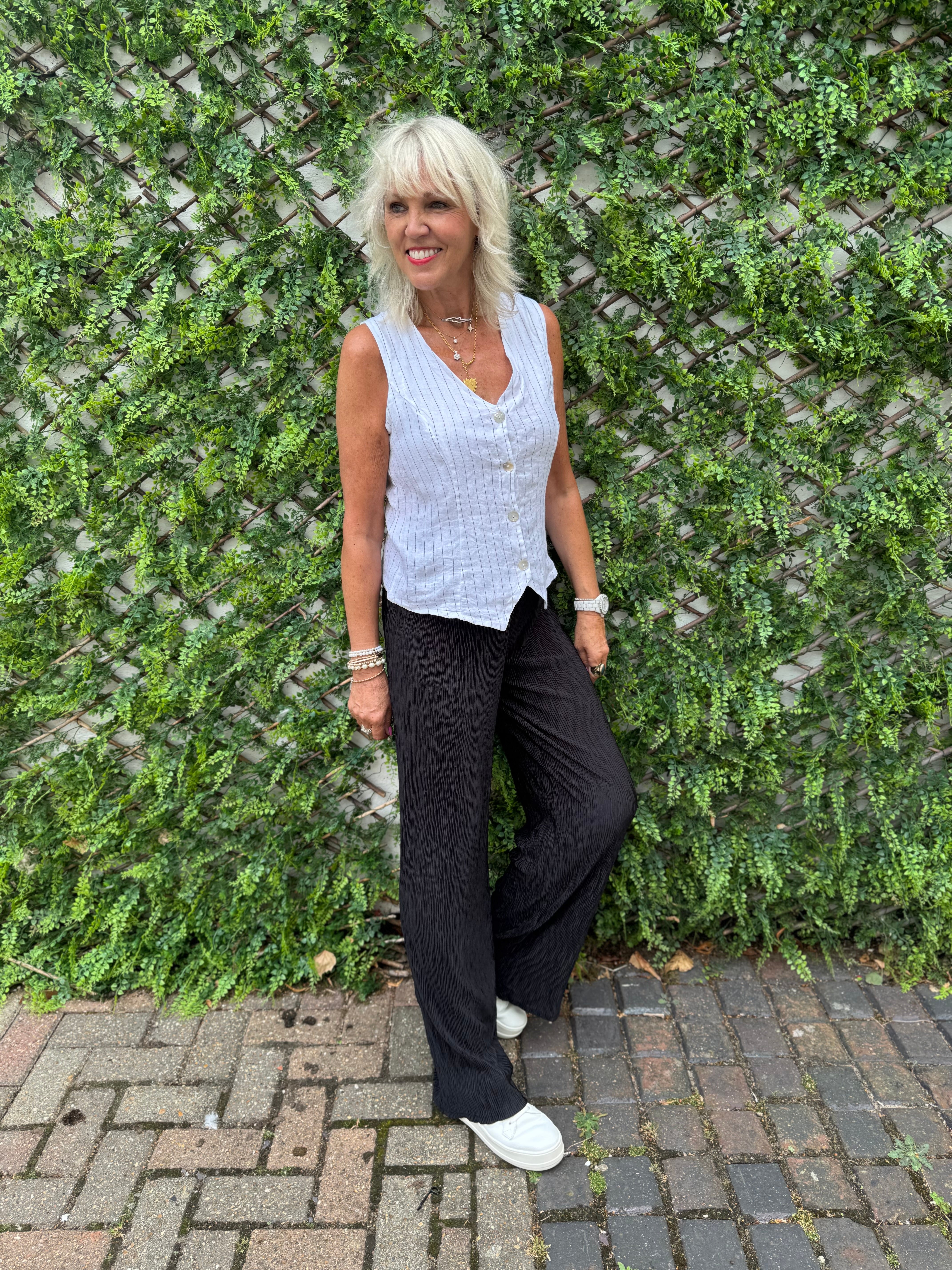Crepe Plisse Trousers in Black