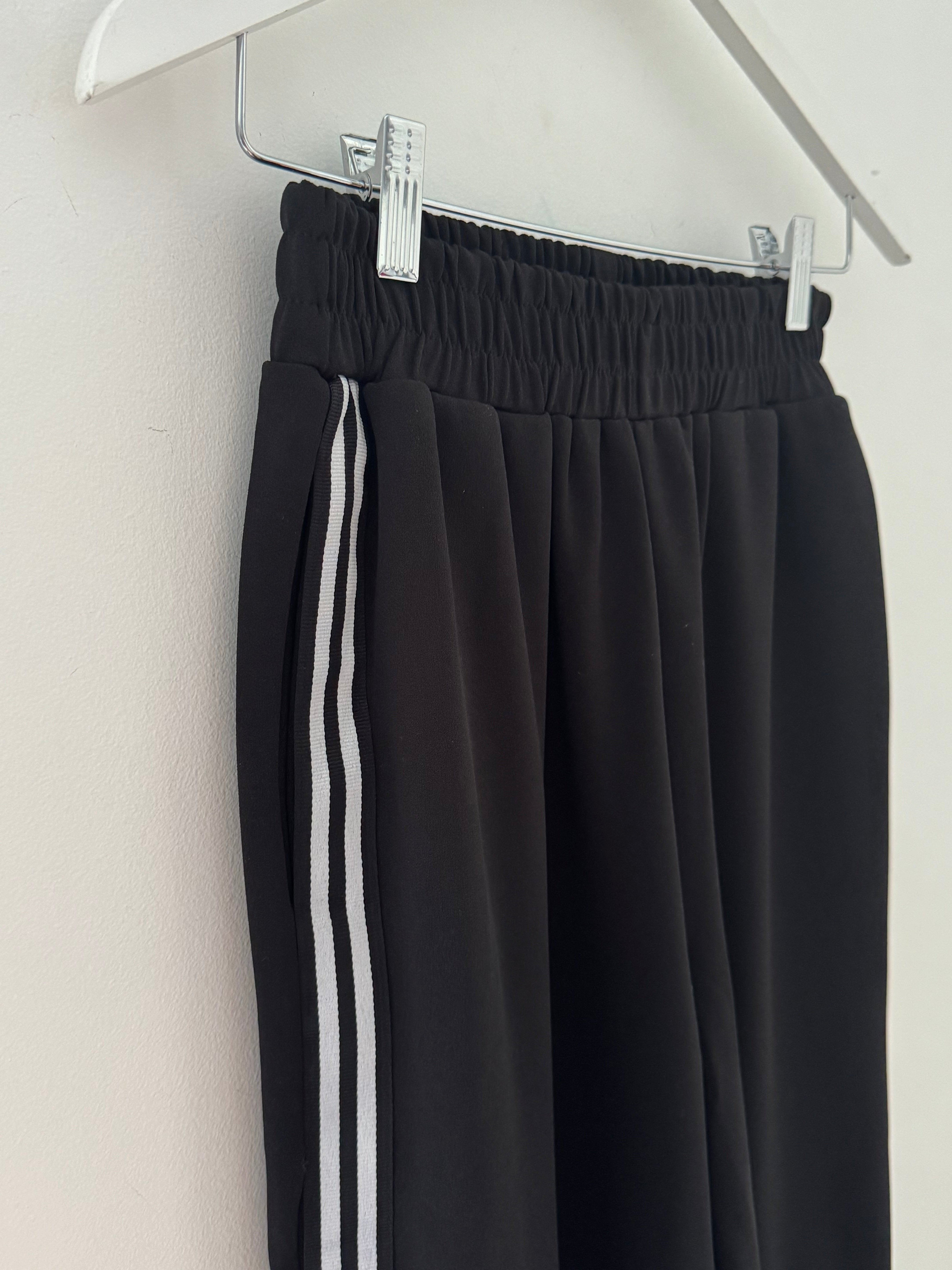 Wide Leg Crepe Trousers in Black with White Stripe