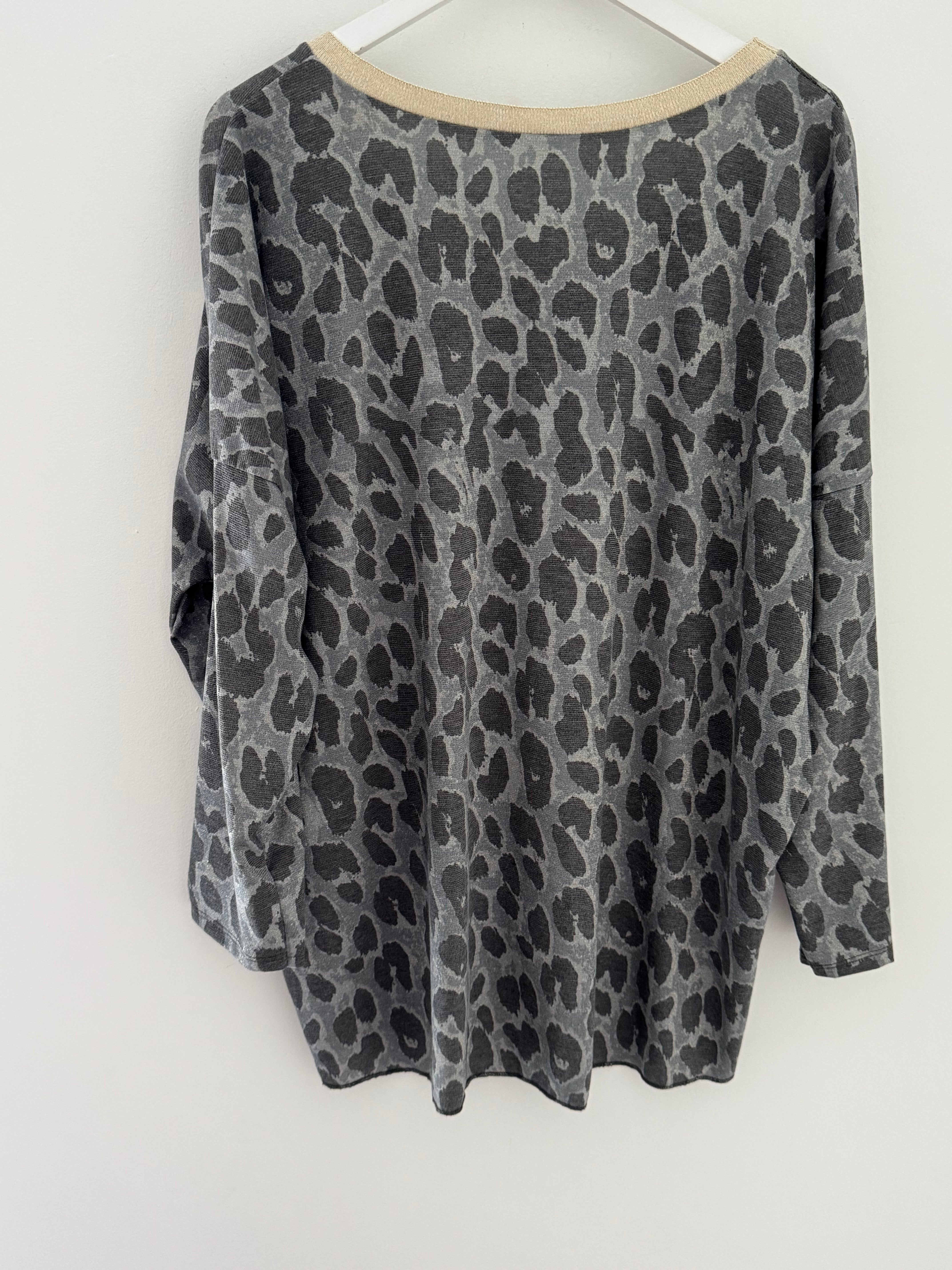 Oversized Leopard Print Top in Grey
