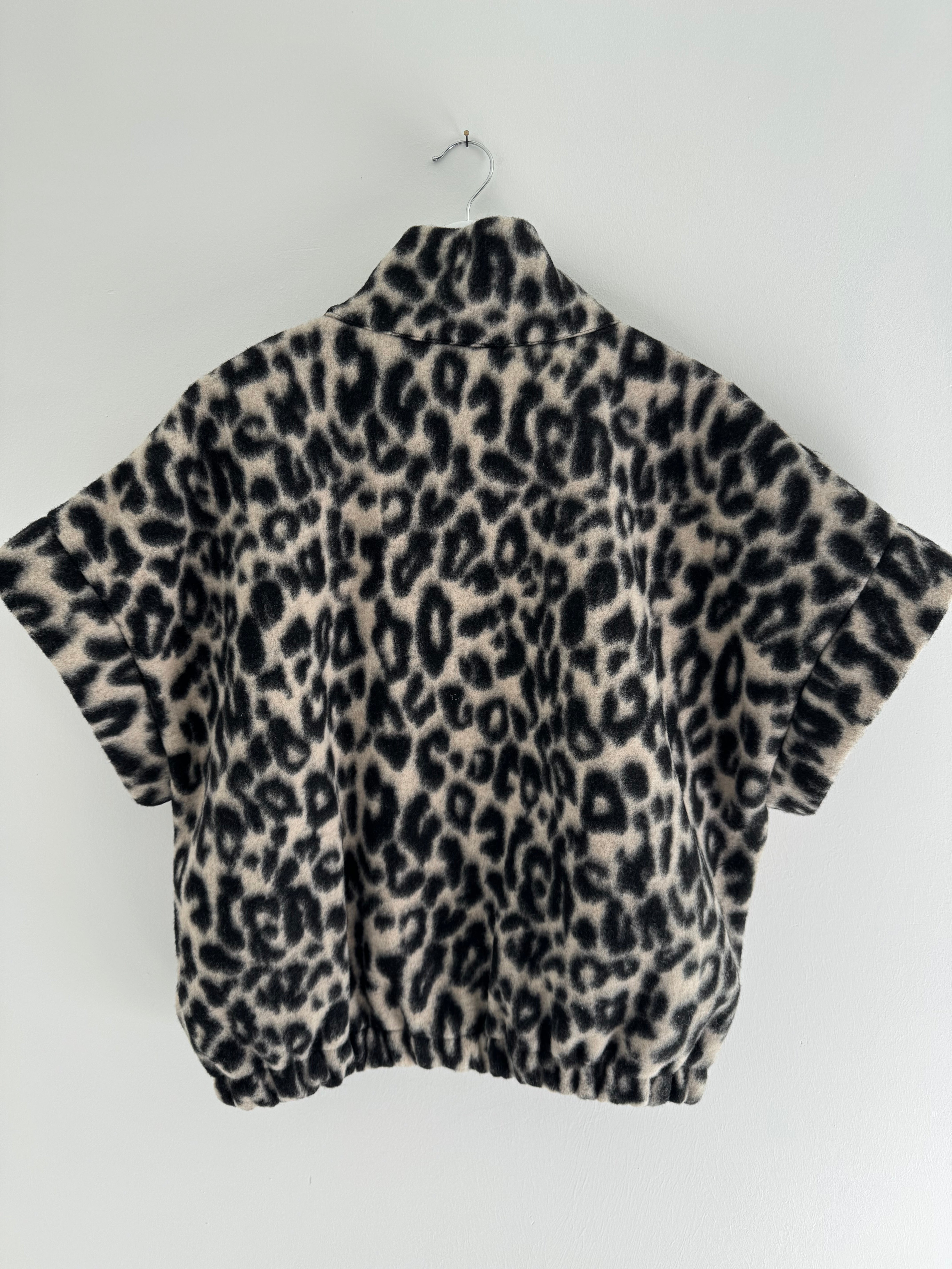 Cosy Gilet Jacket in Leopard