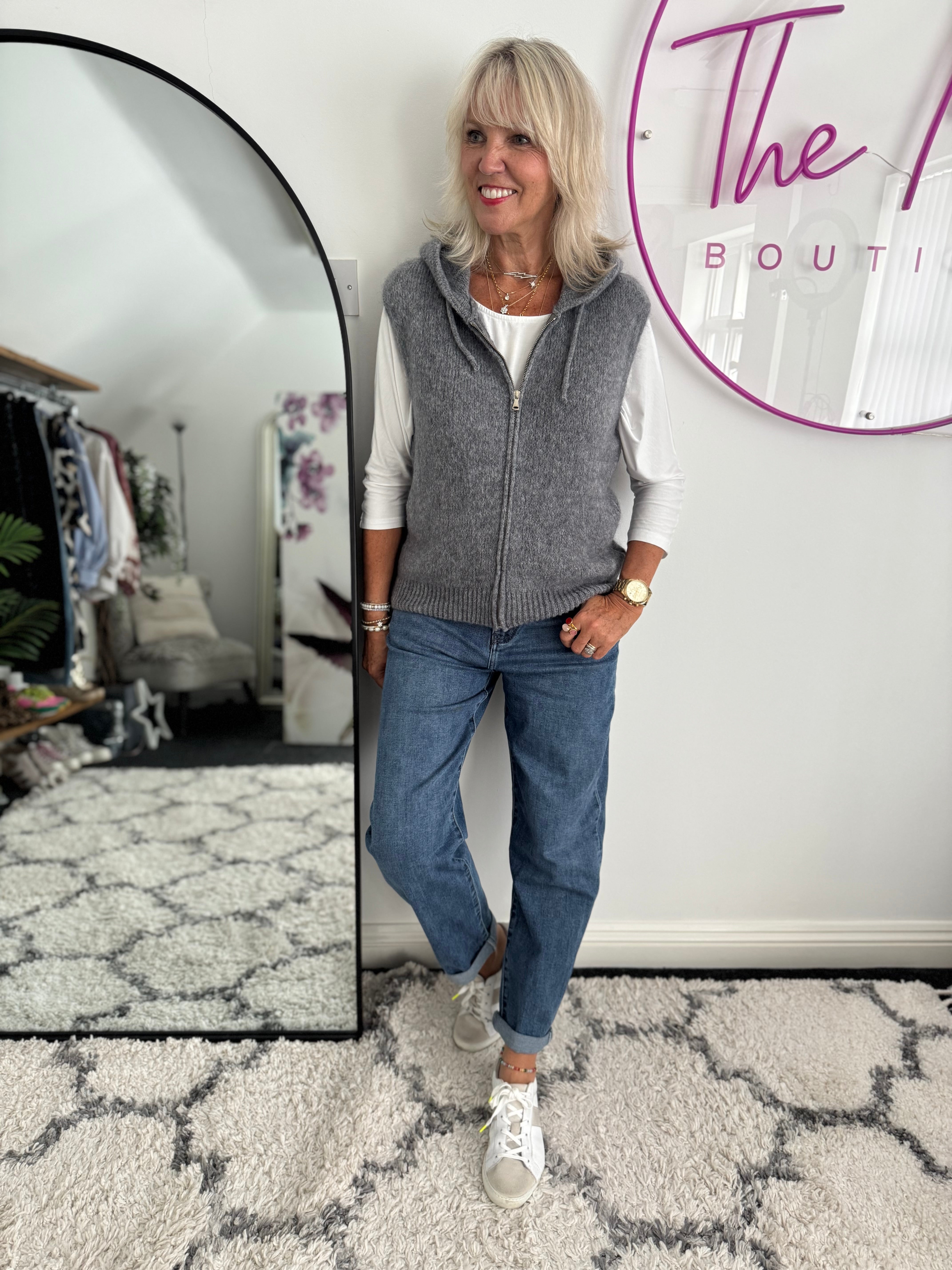 Stretch Boyfriend Jeans in Mid Denim