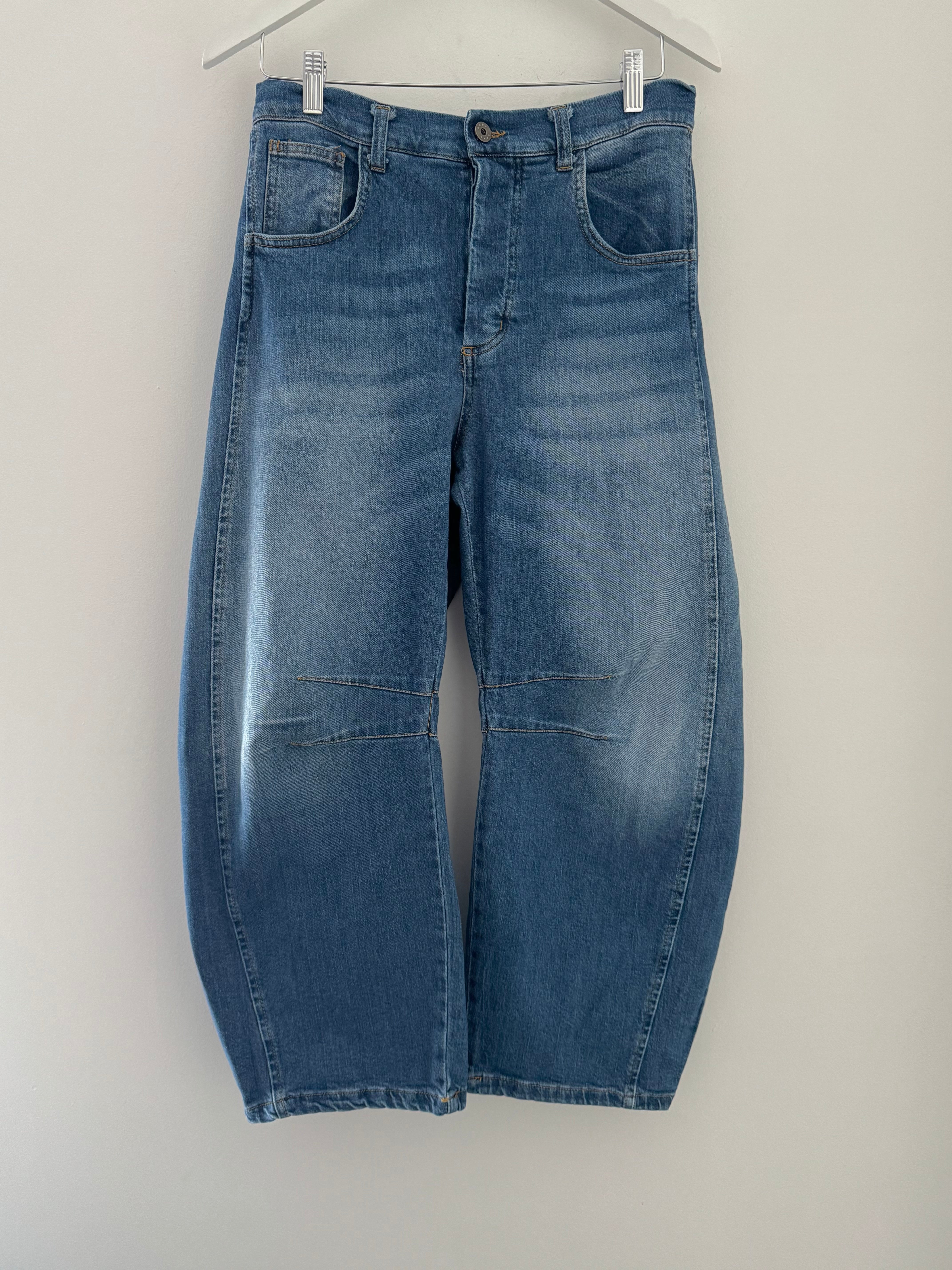 Barrel Leg Jeans with Elasticated Waist in Mid Denim