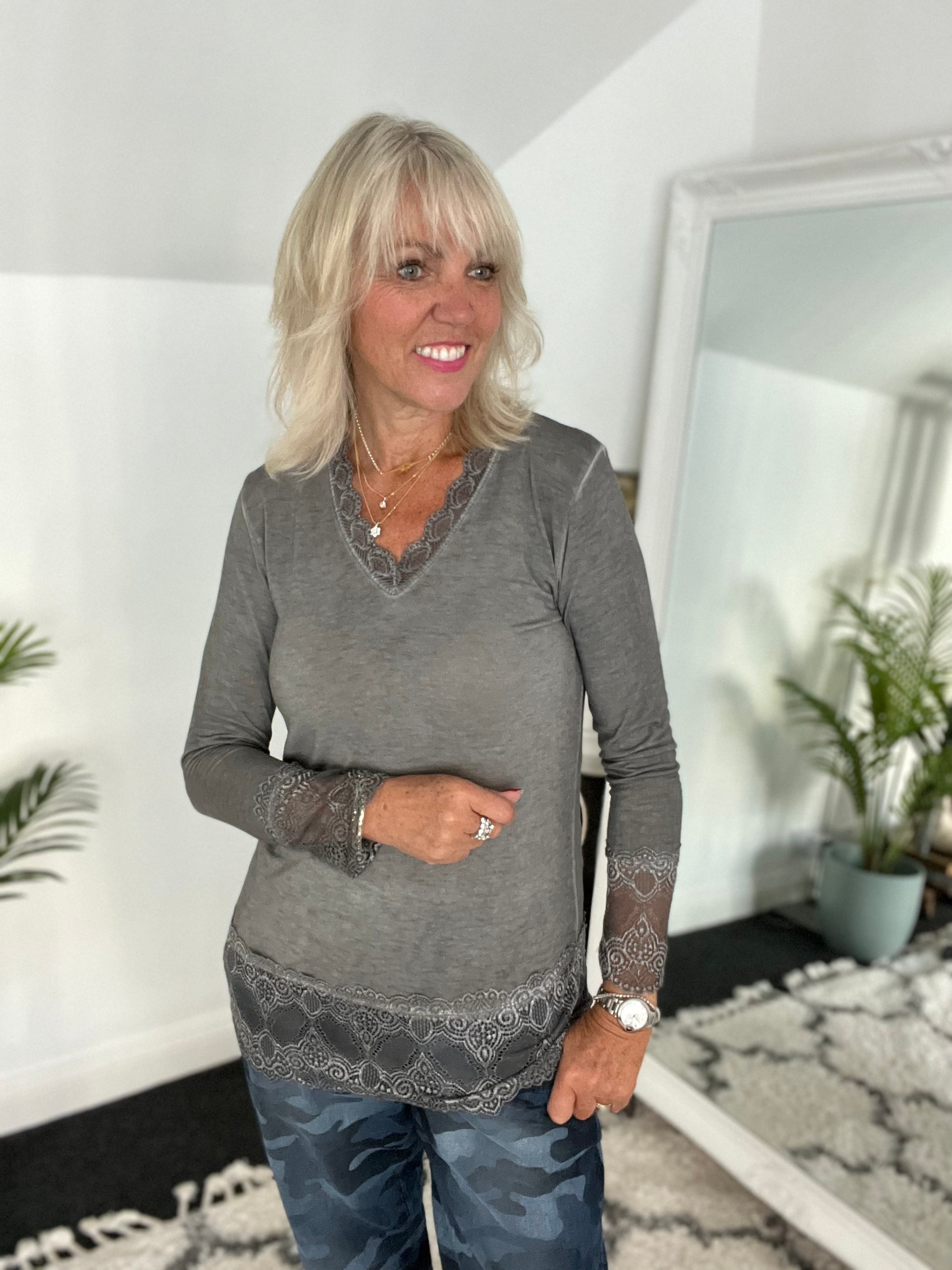 Luxe Base Top with Lace Trim in Charcoal
