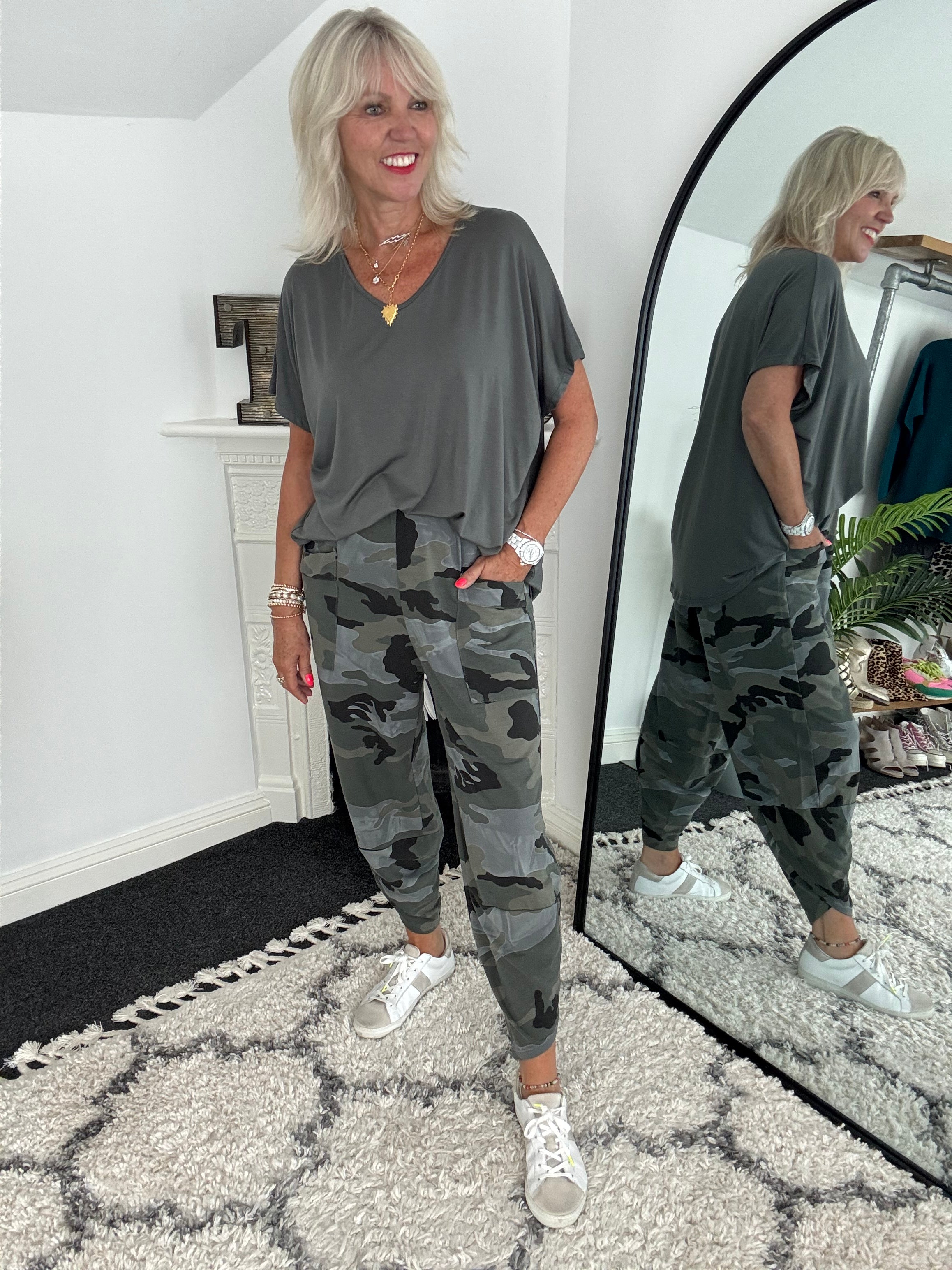 Barrel Stretch Trousers in Khaki & Grey Camo