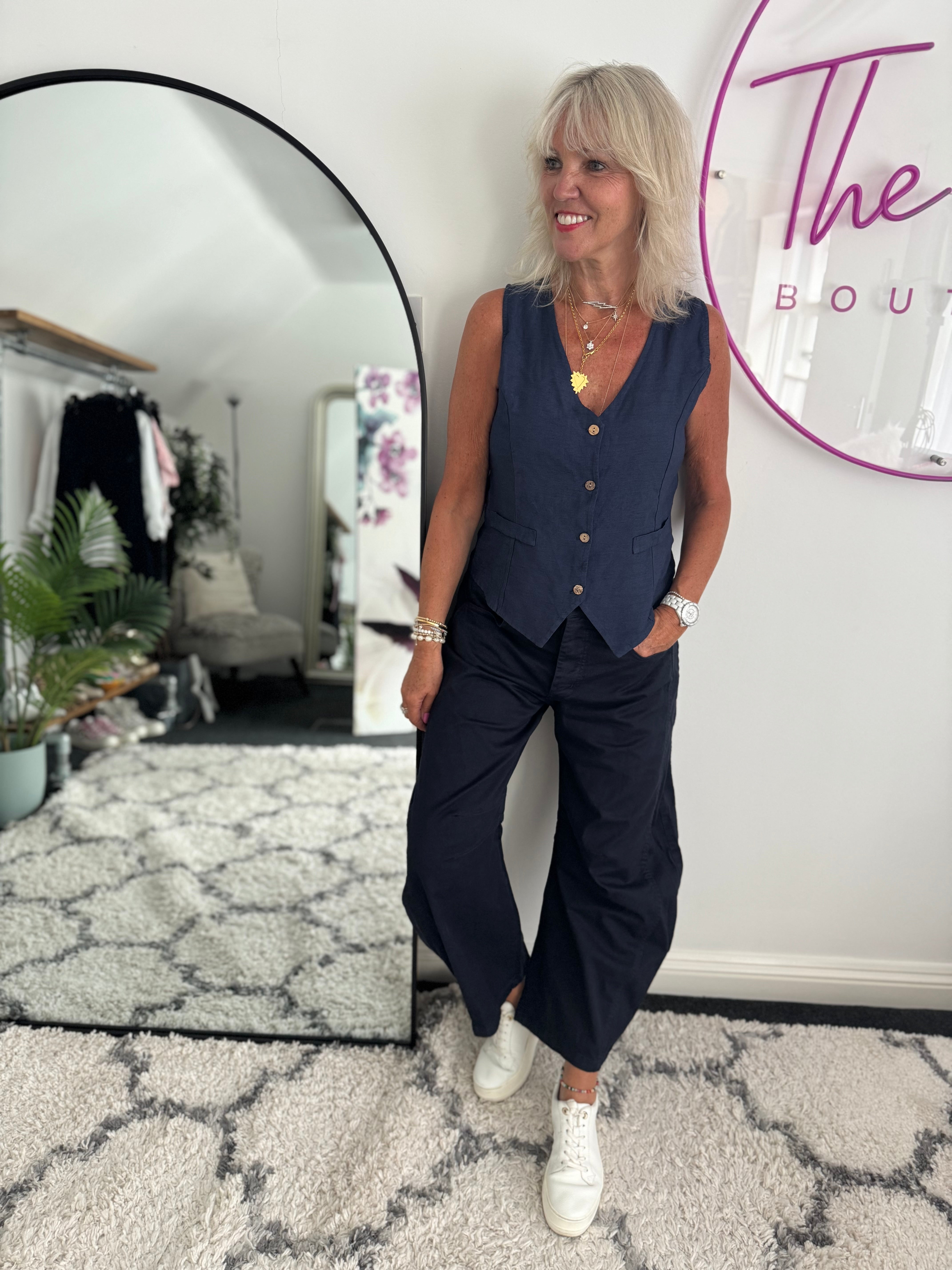 Linen Mix Waistcoat in Navy