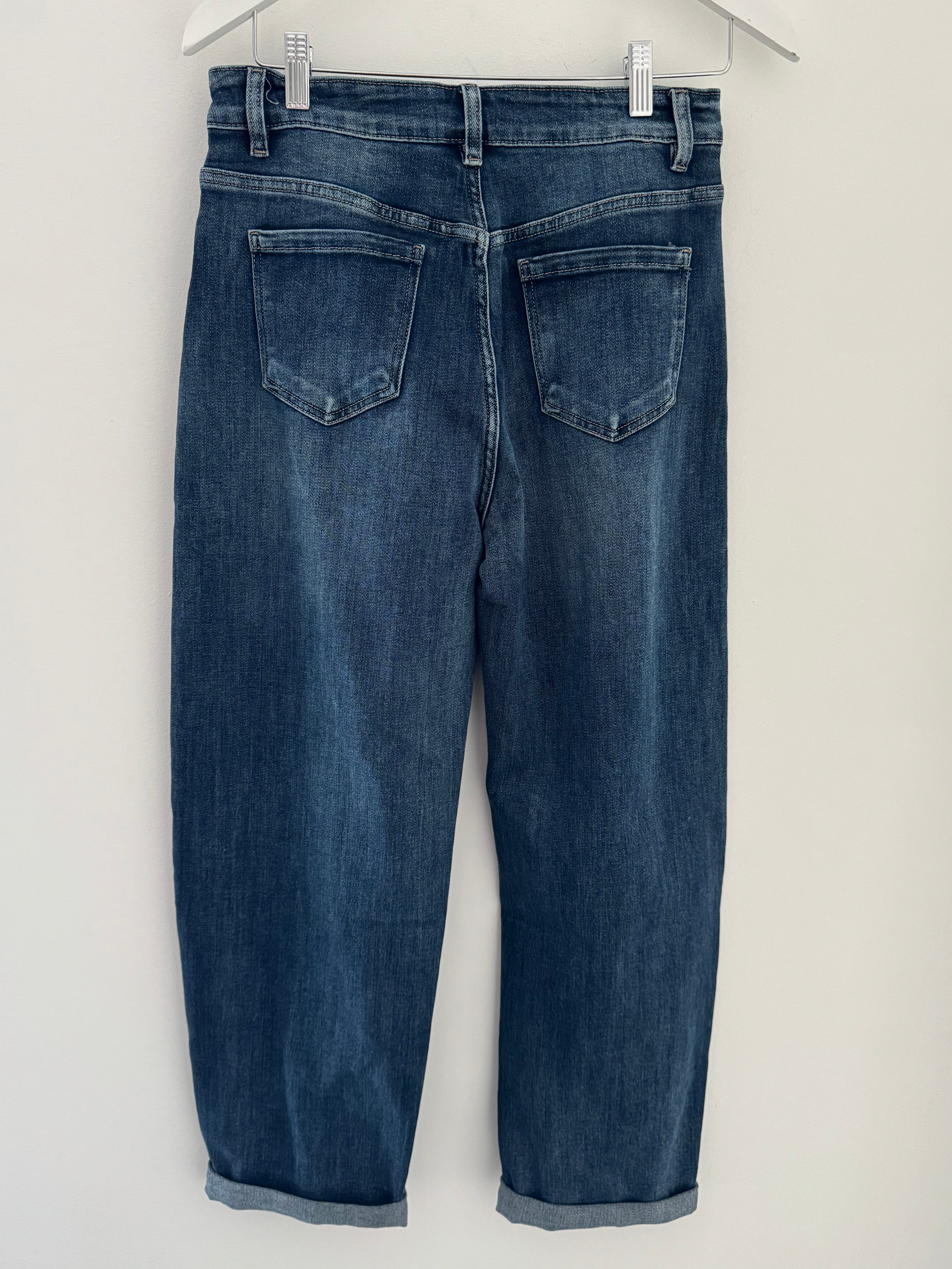 Stretch Boyfriend Jeans in Mid Denim
