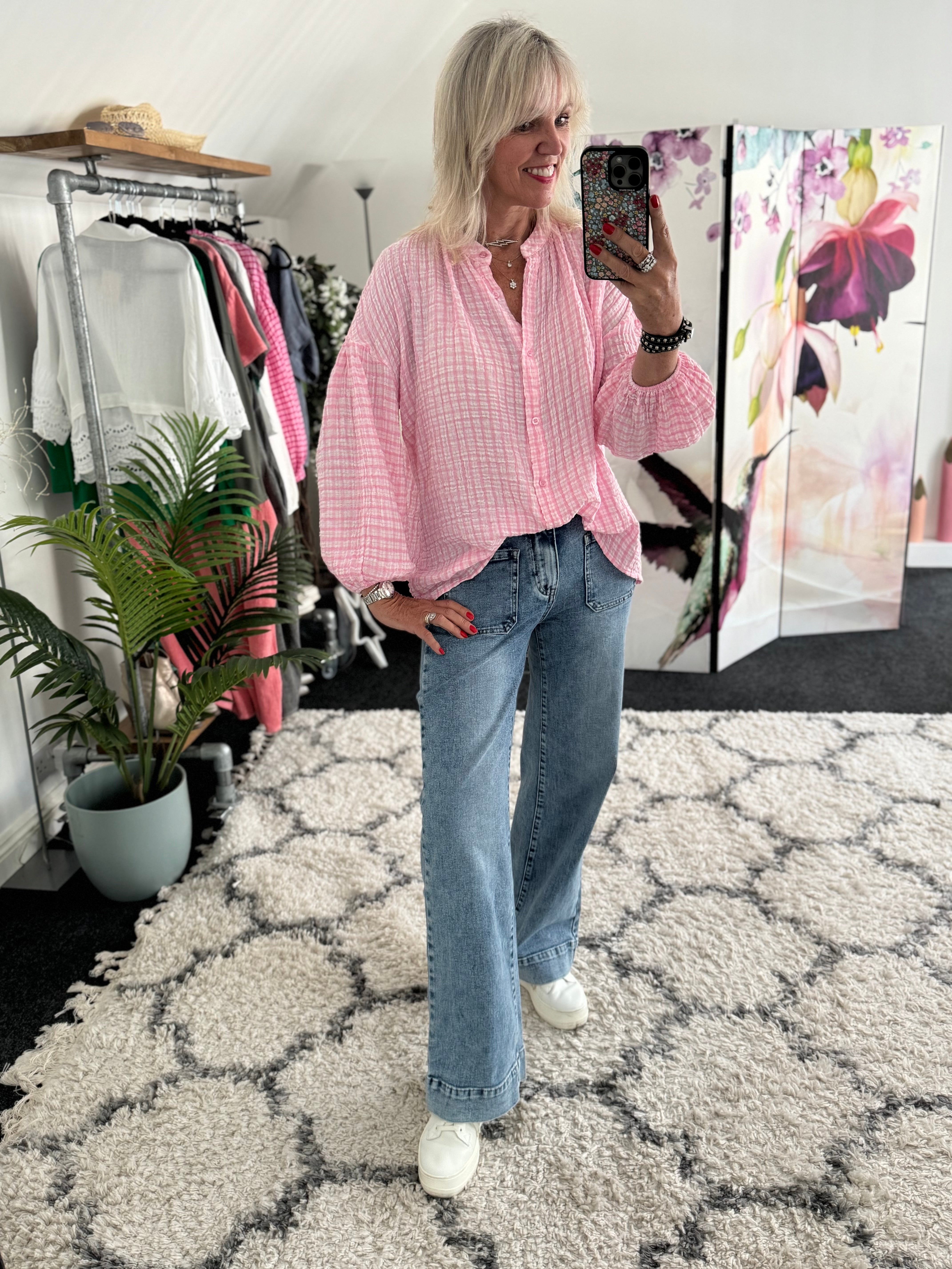 Premium Stretch Jeans with Front Pockets