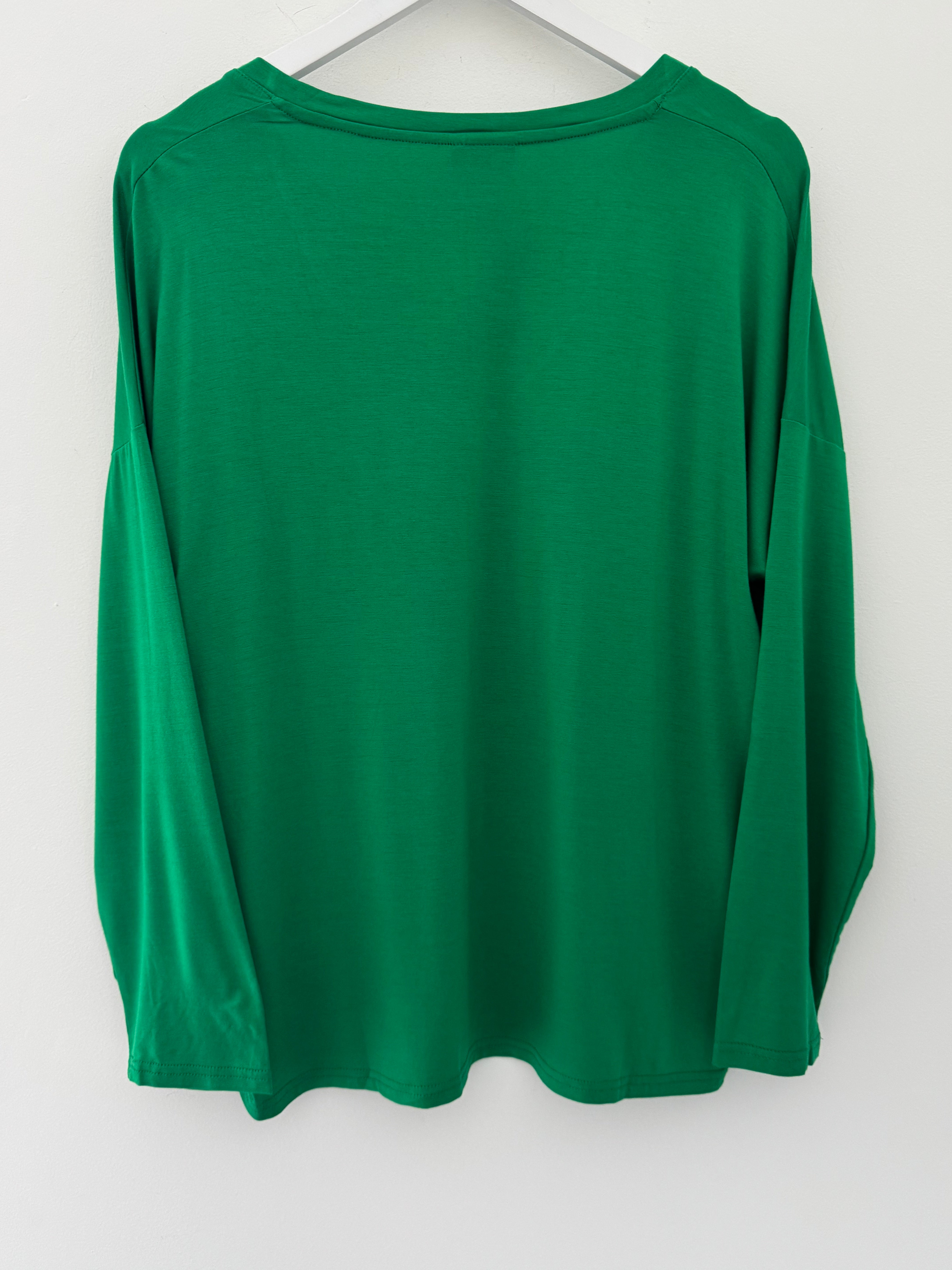 Bamboo Jersey V Neck Top in Emerald