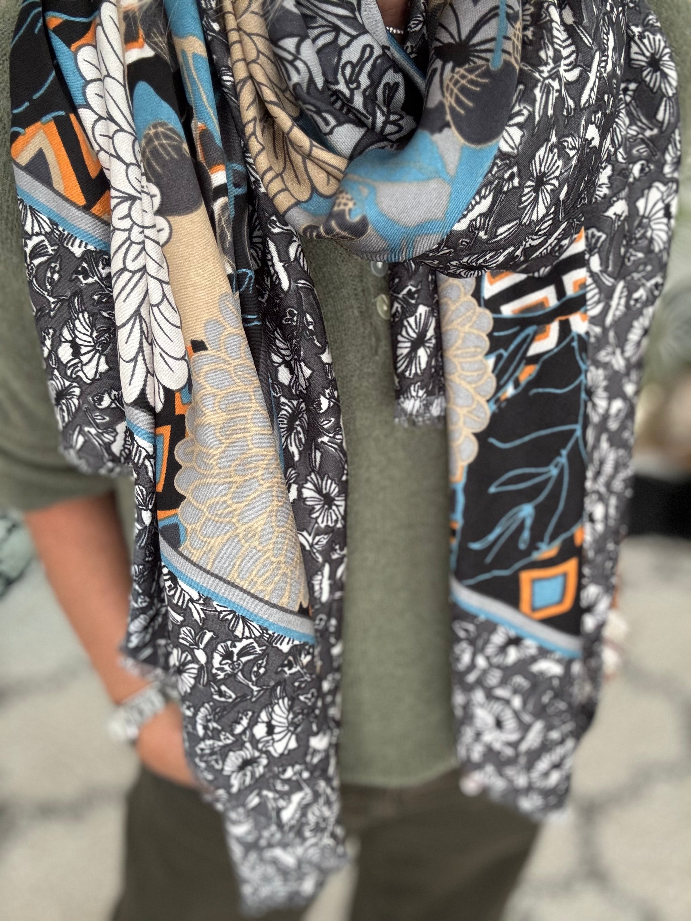 Stunning Floral Scarf In Grey & Blue