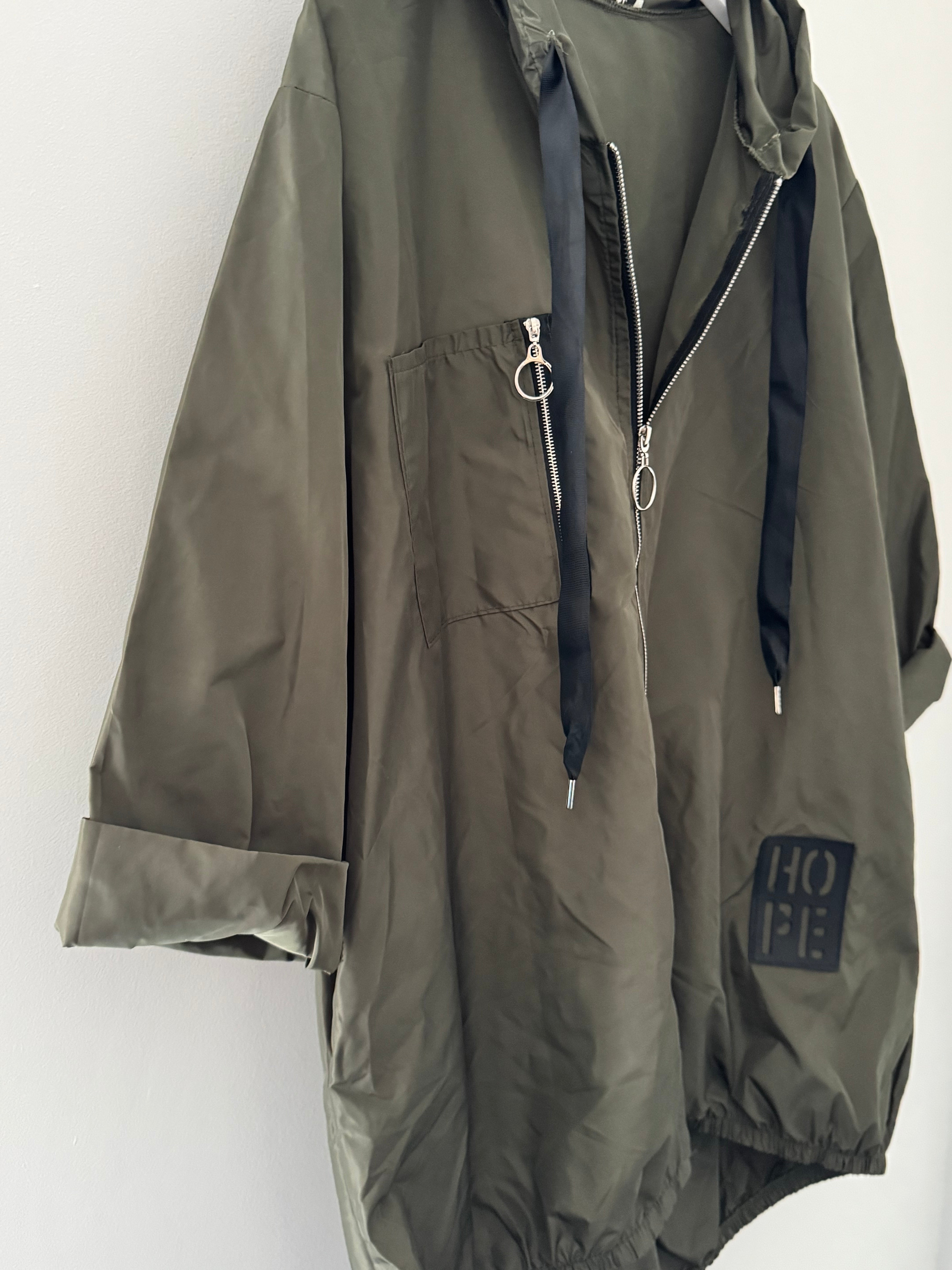 Hooded Zipped Parka in Dark Khaki