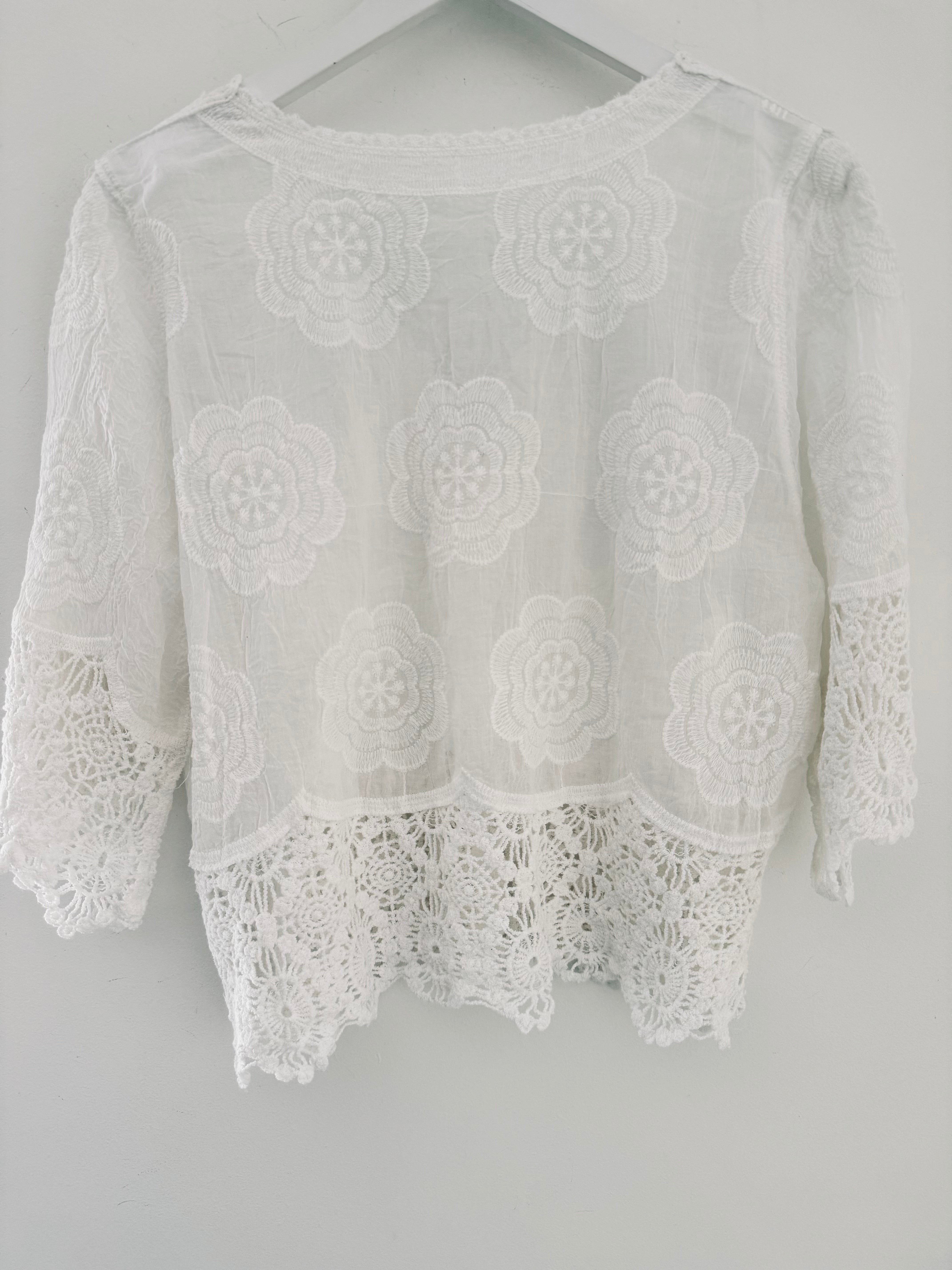 Embroidered Buttoned Top in White