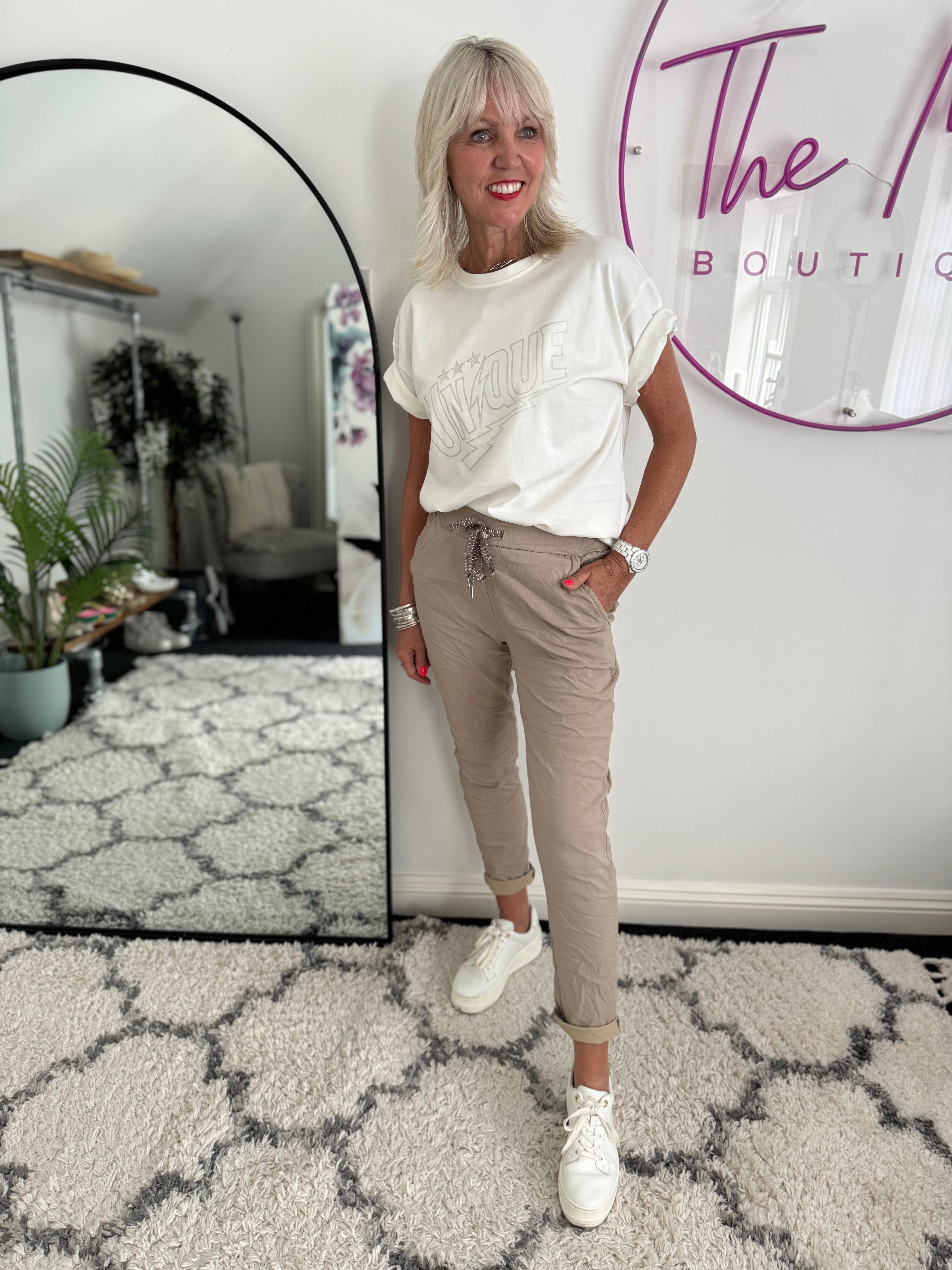Super Stretch Joggers in Mocha