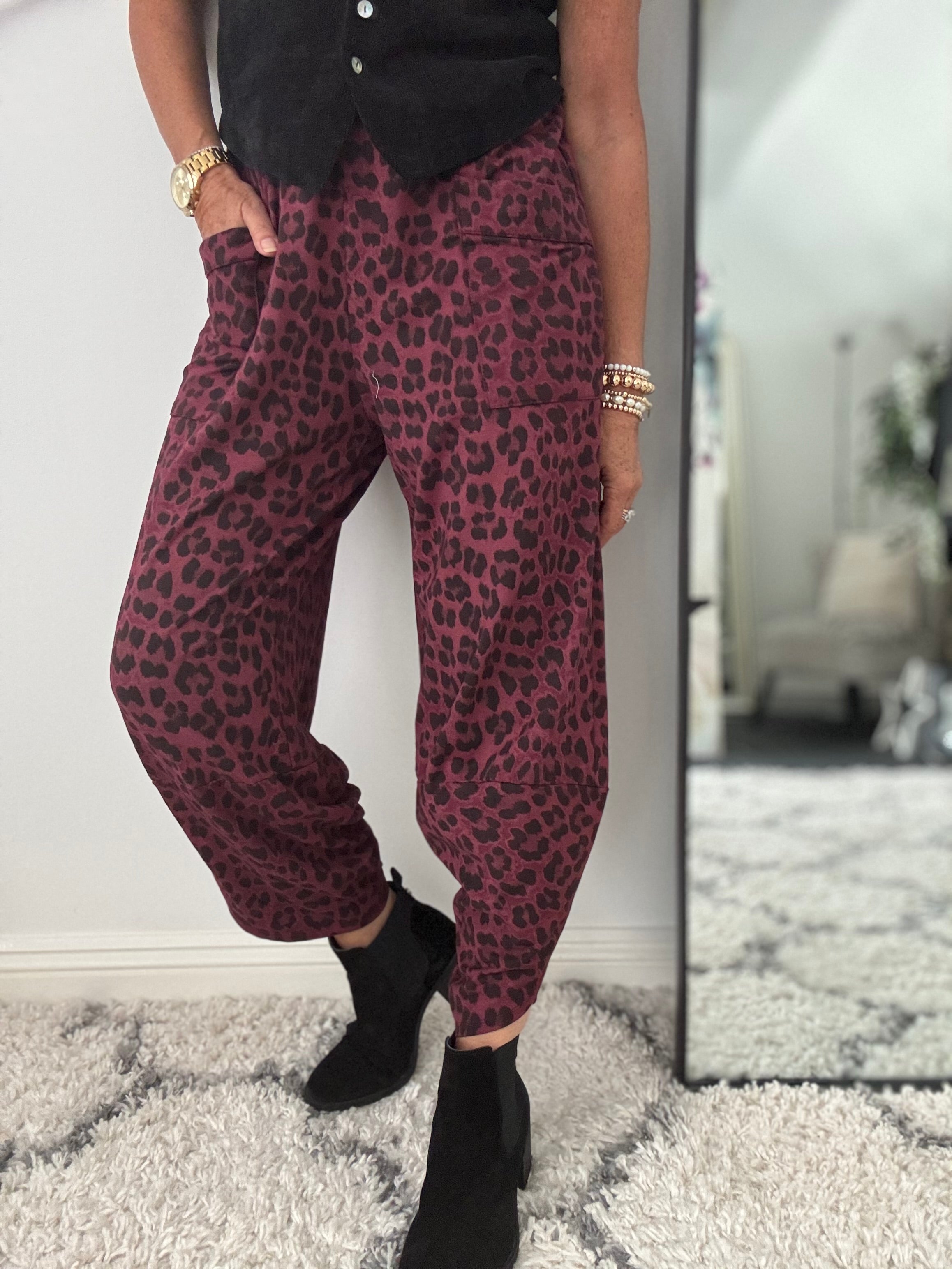 Barrel Stretch Trousers in Berry Leopard