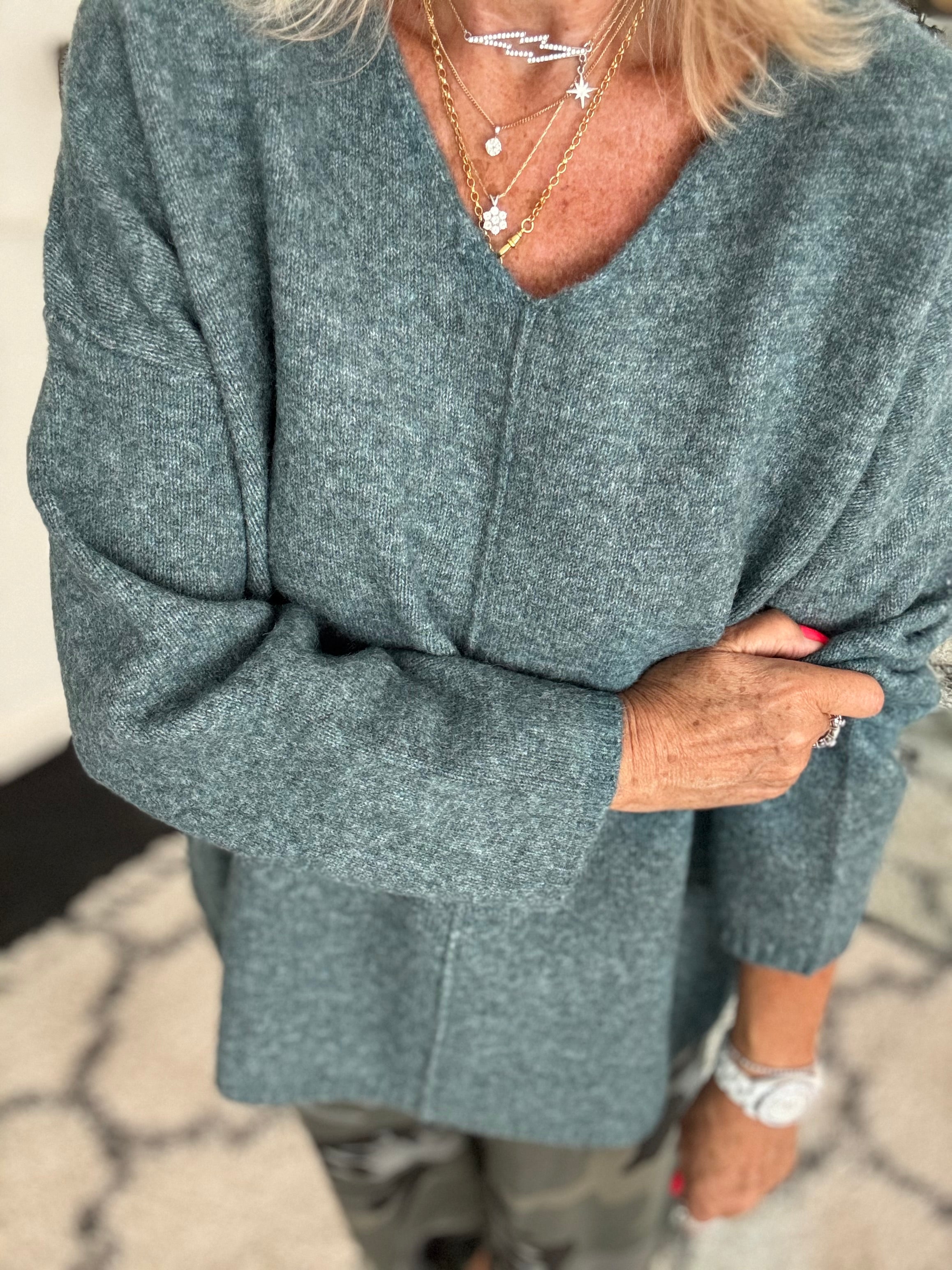 Seam Front V Neck Jumper in Sea Green