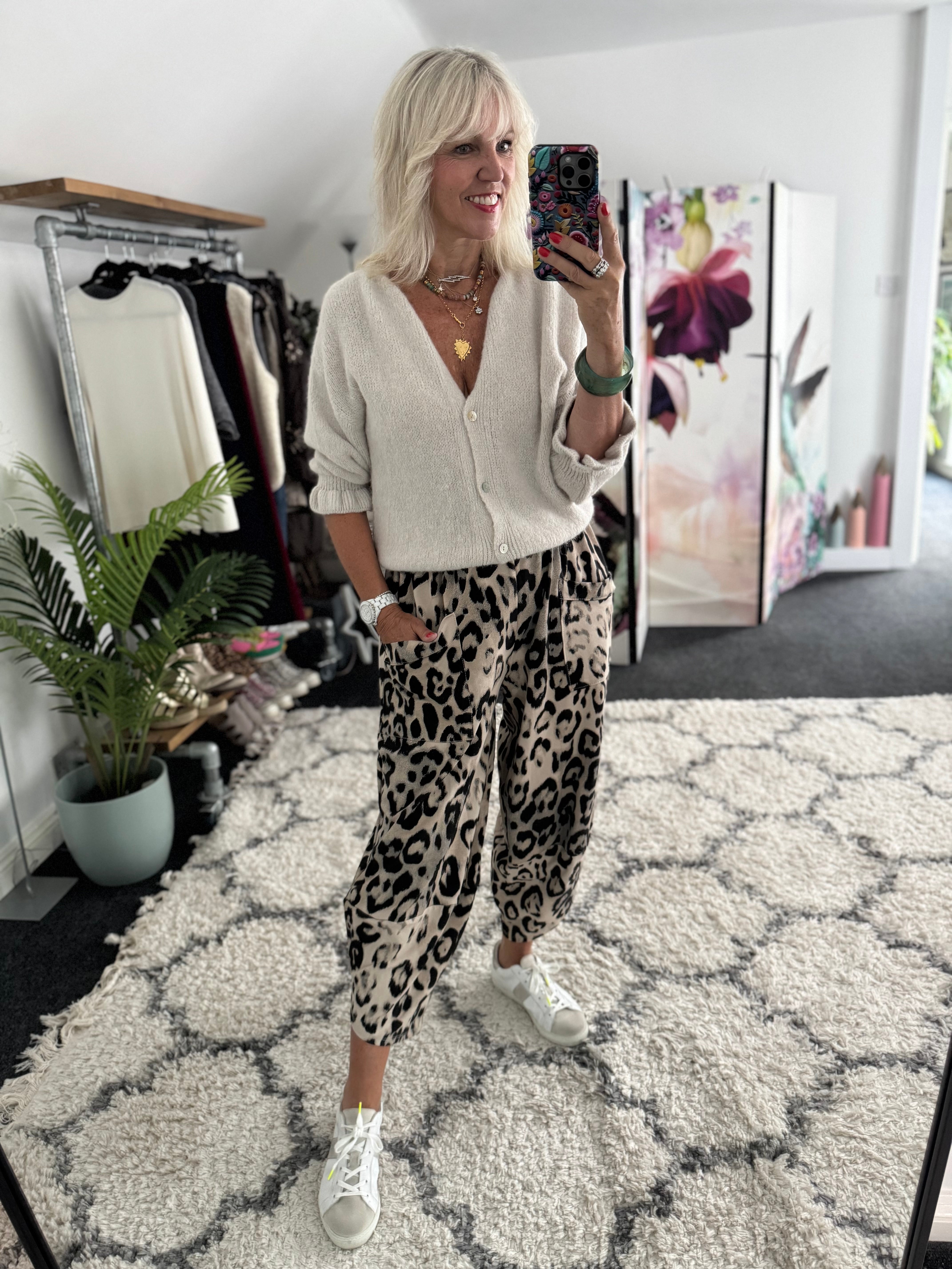 Barrel Stretch Trousers in Mocha Leopard
