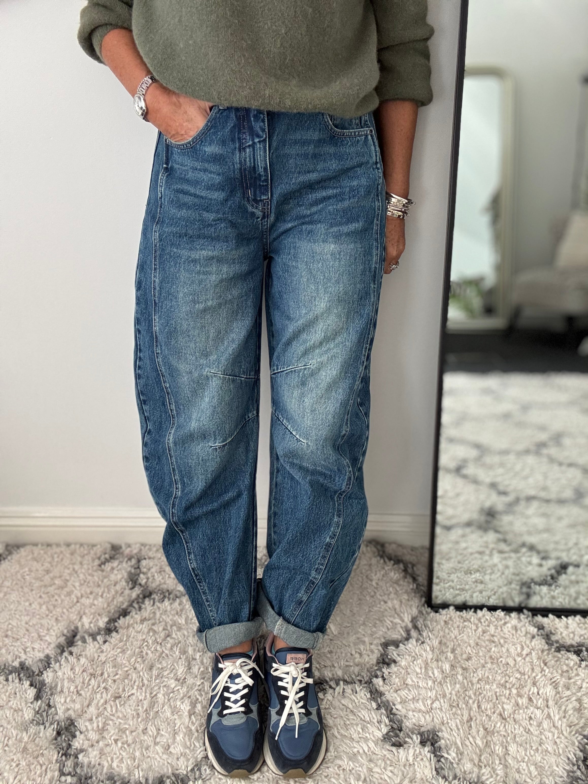 Barrel Leg Jeans with Elasticated Waist