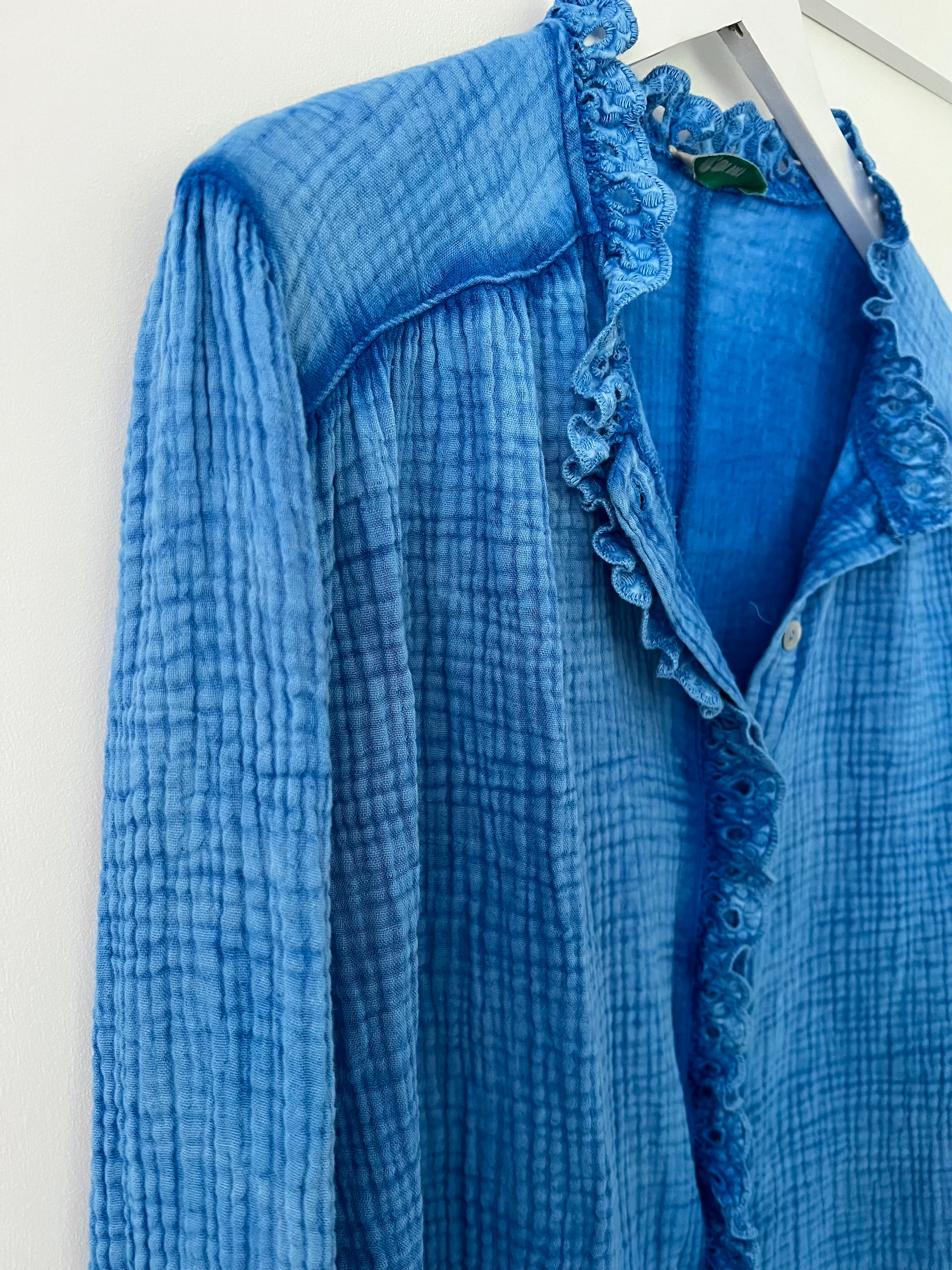 Cheesecloth Shirt in Bright Blue