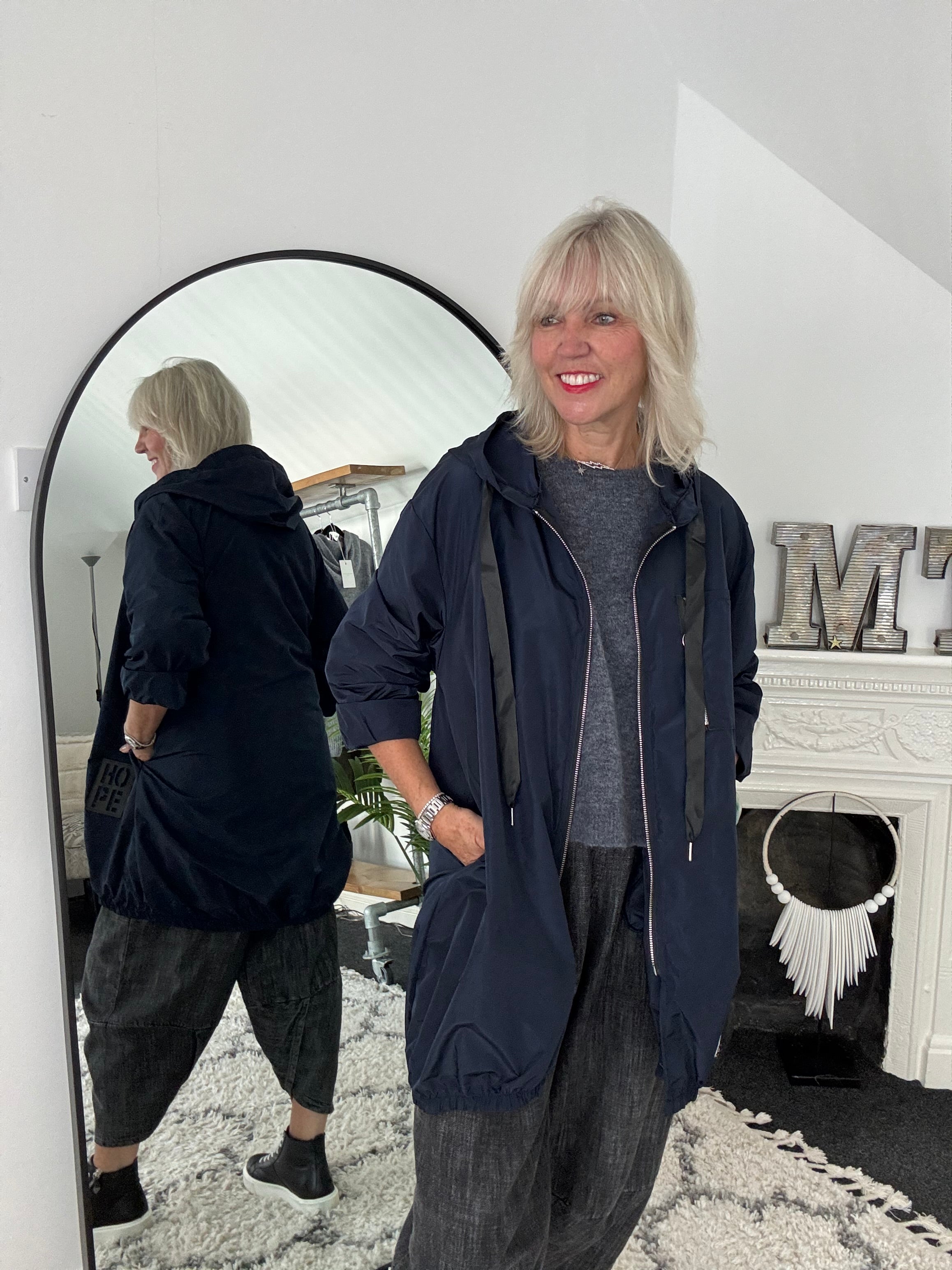 Hooded Zipped Parka in Navy