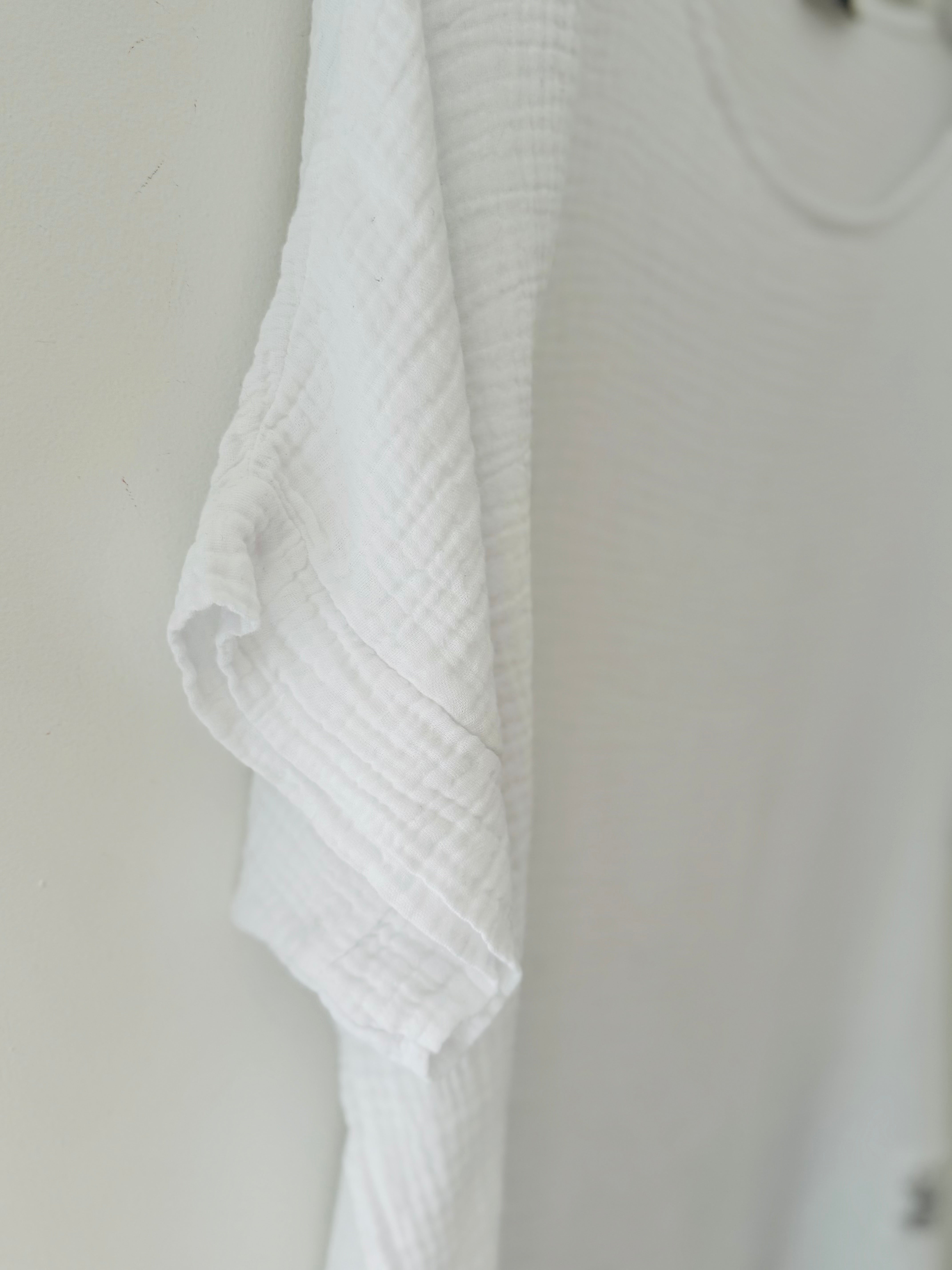 Simple Cheesecloth Top in White