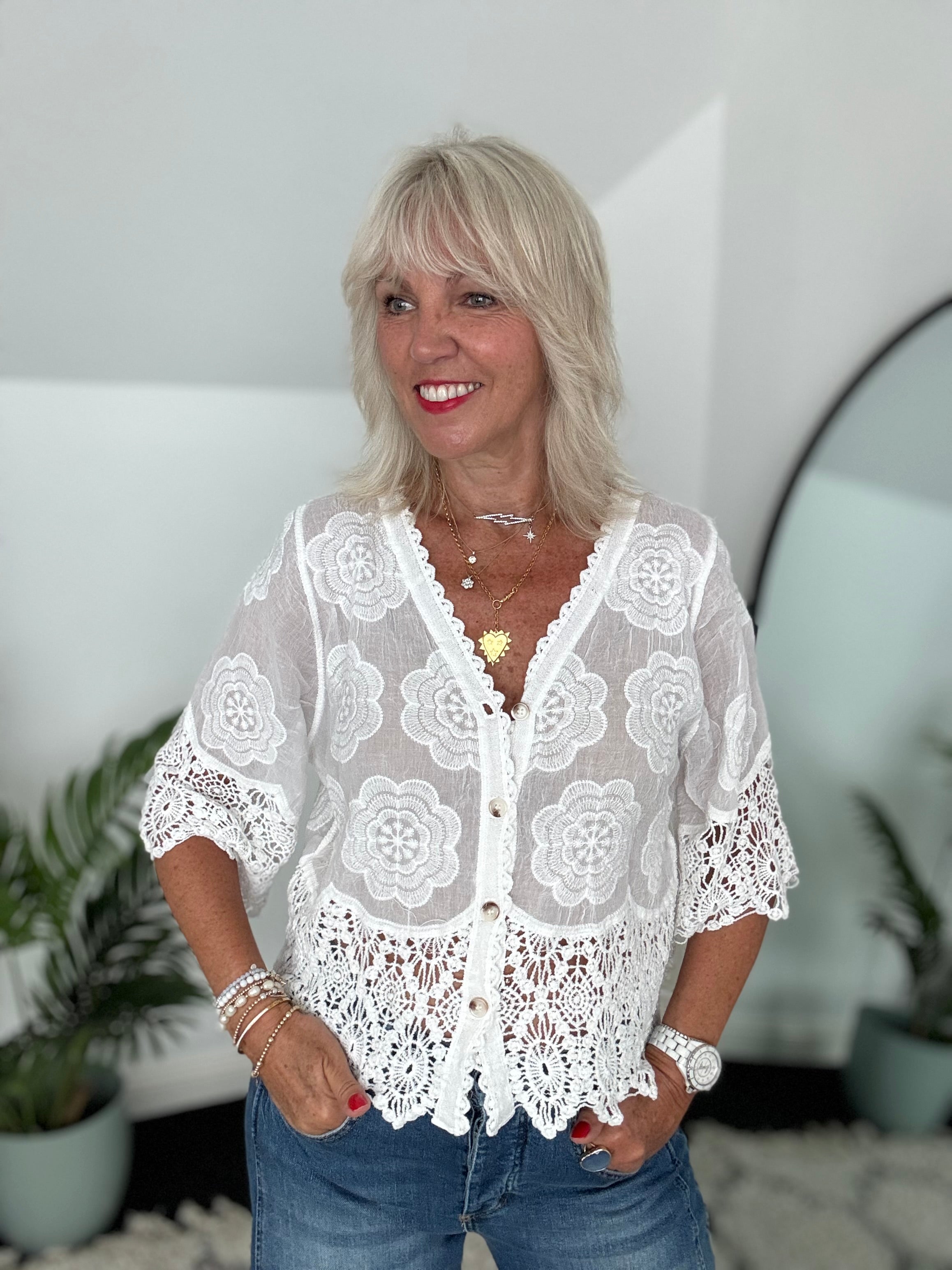 Embroidered Buttoned Top in White