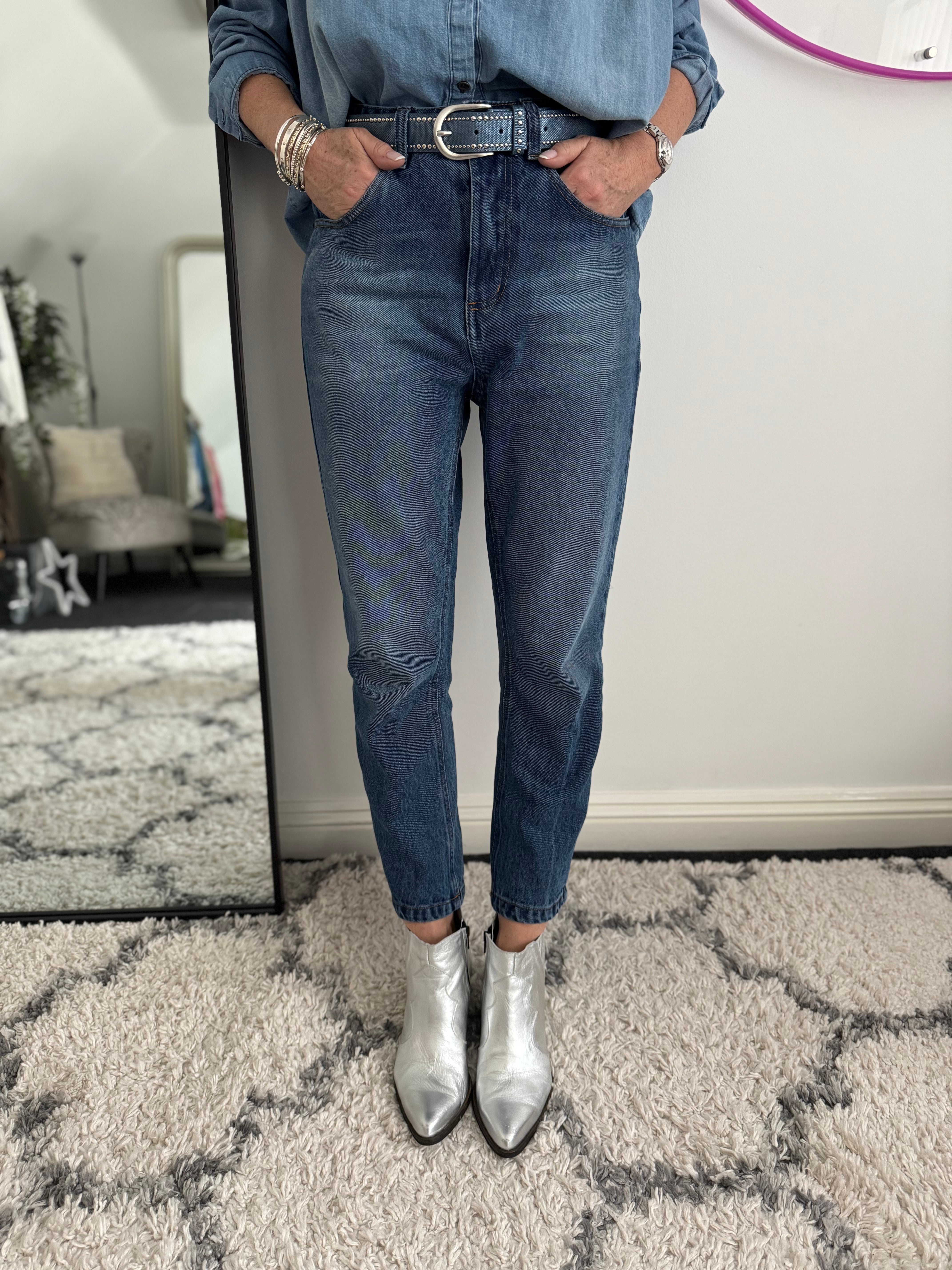 Slim Boyfriend Jeans in Mid Denim