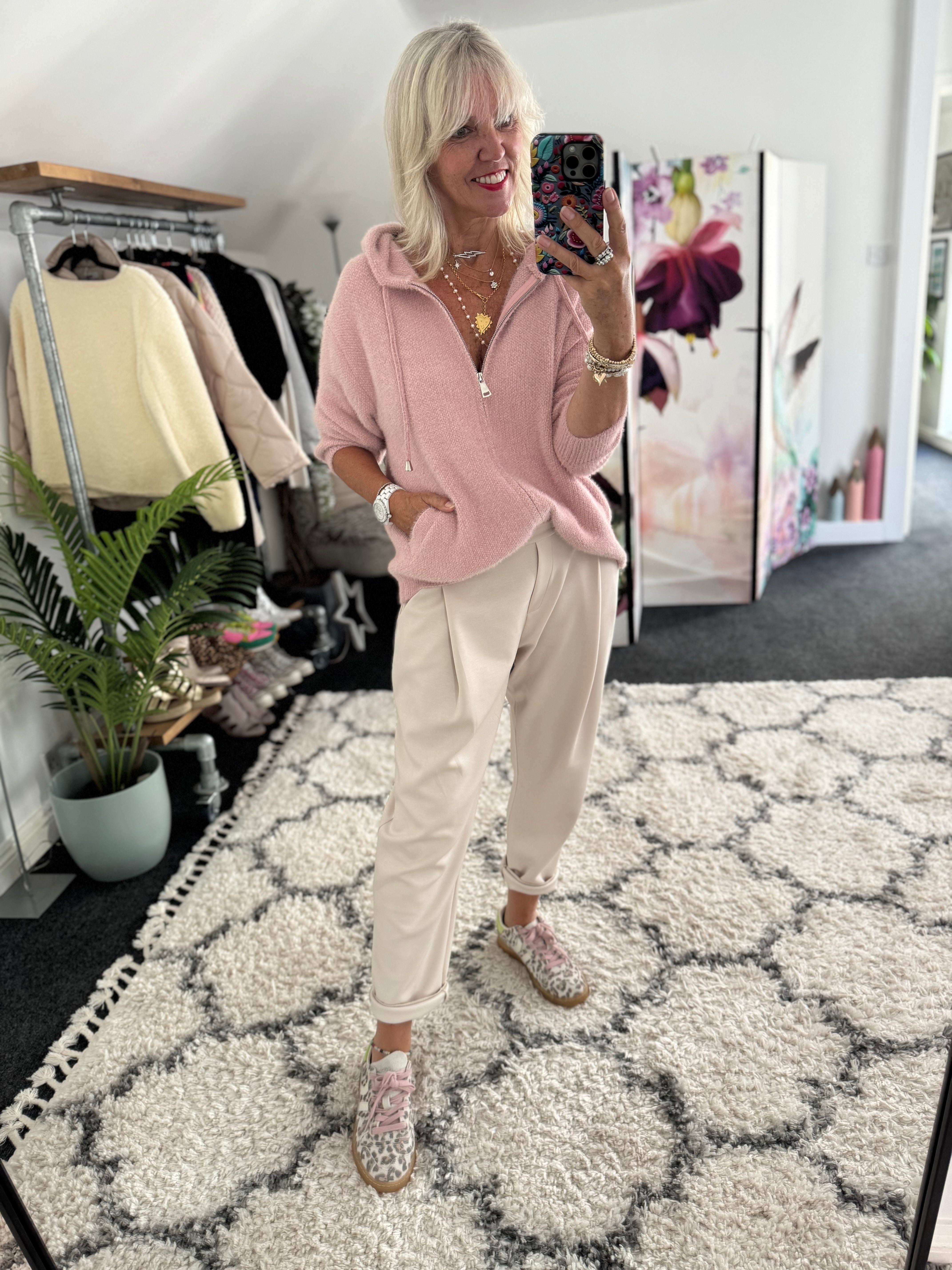 Soft Hooded Knit with Pockets in Pink