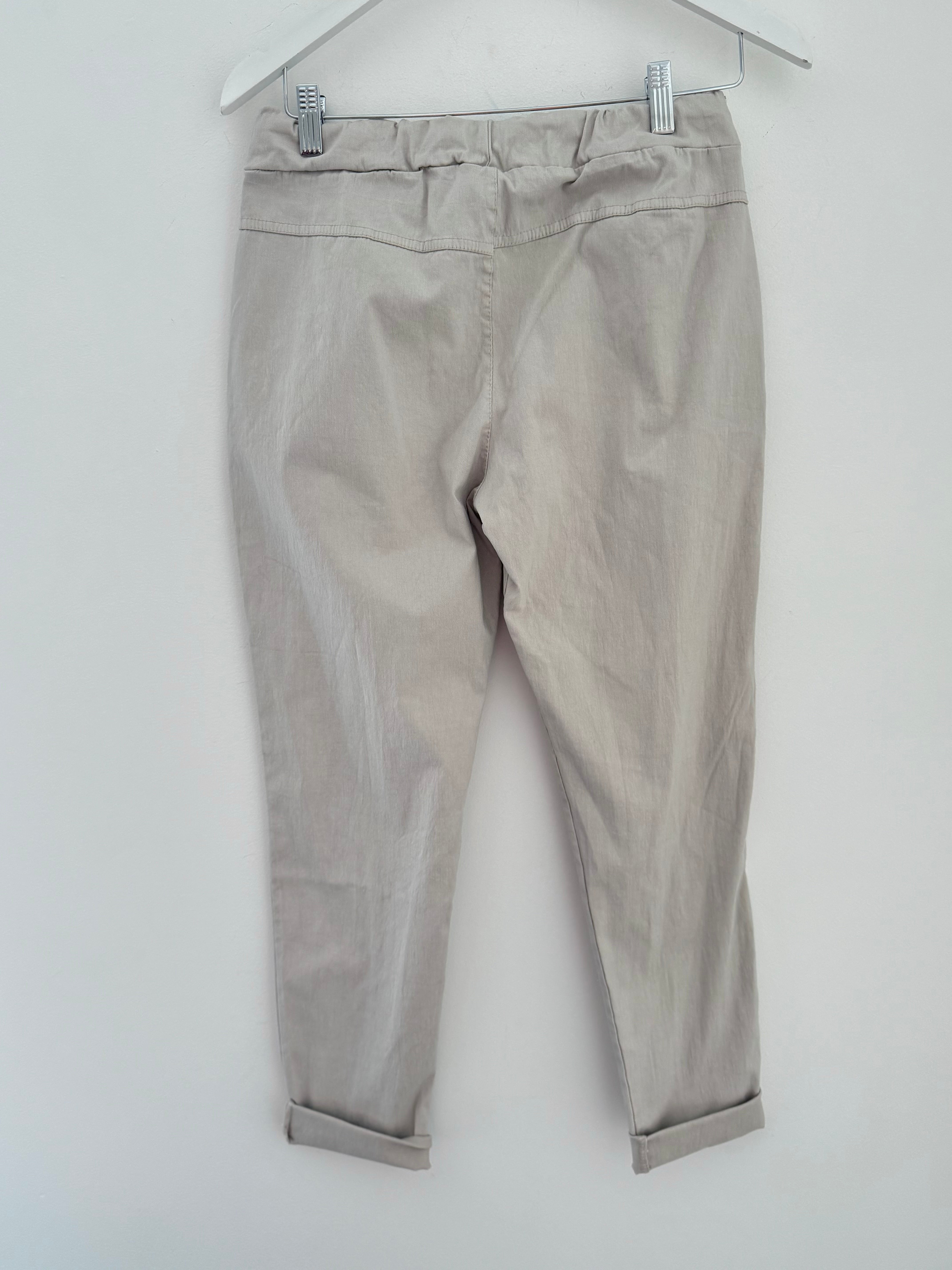 Slimfit Cotton Stretch Joggers in Stone