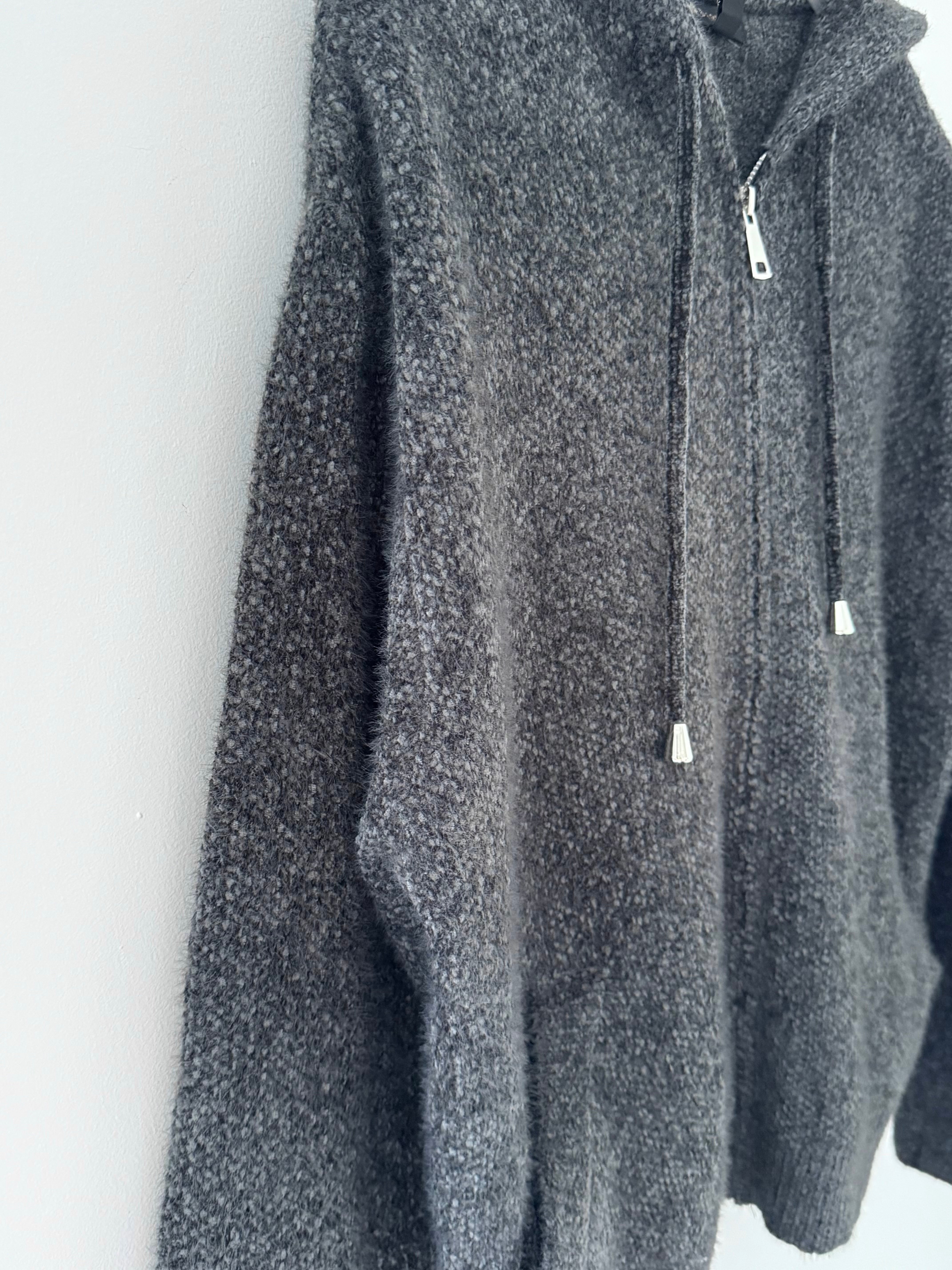 Soft Hooded Knit with Pockets in Anthracite