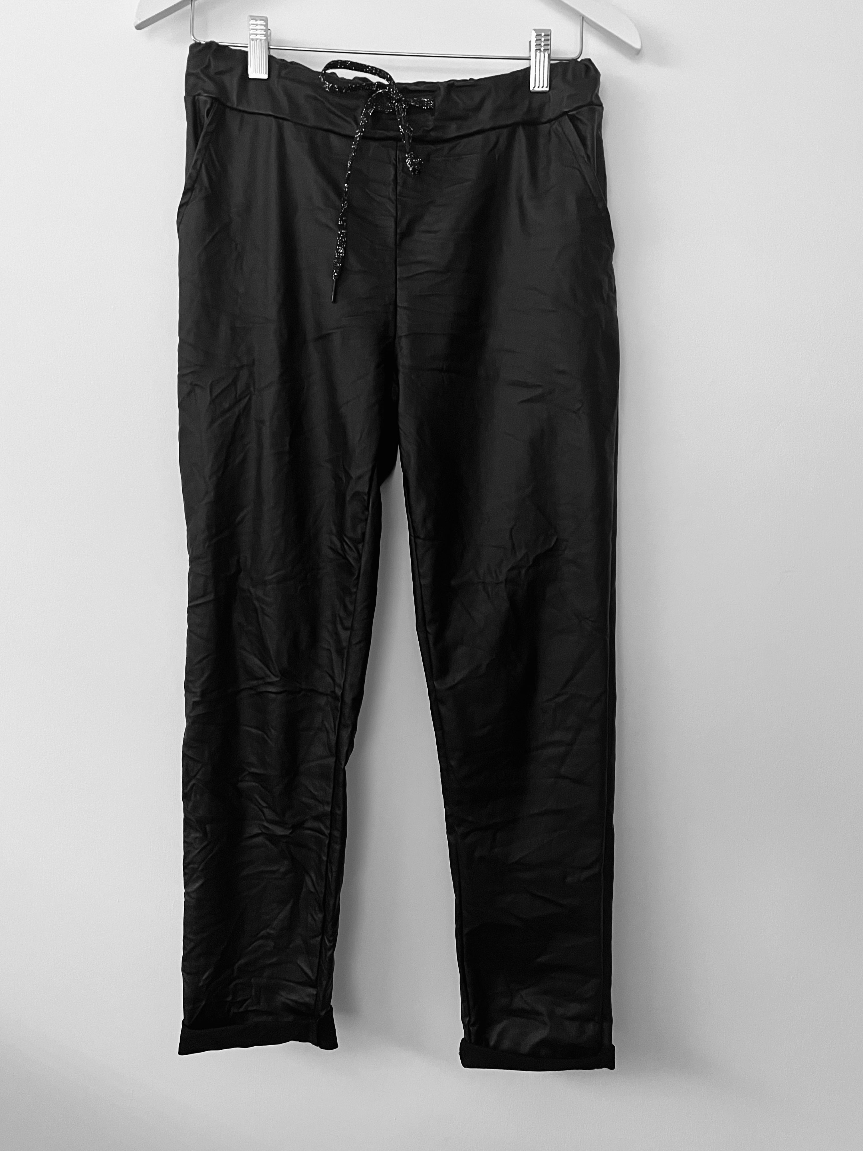 Super Stretch Joggers in Waxed Black