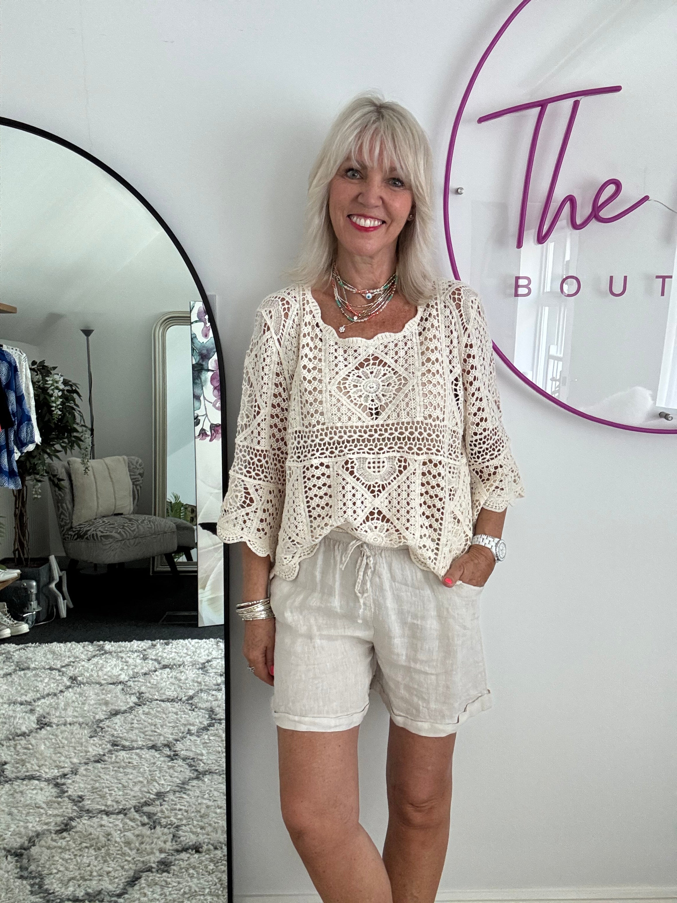 Linen Shorts in Stone