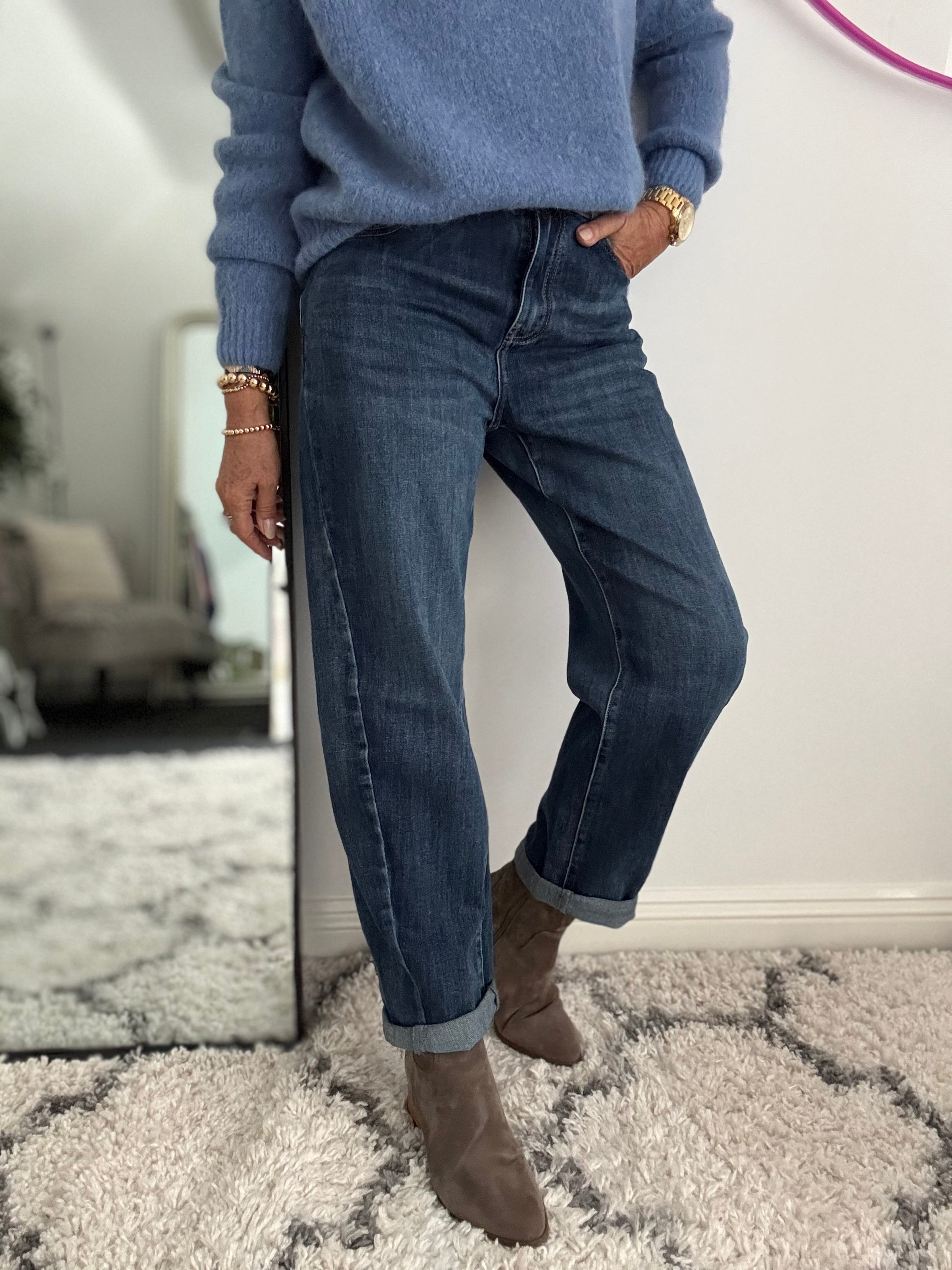 Stretch Boyfriend Jeans in Mid Denim