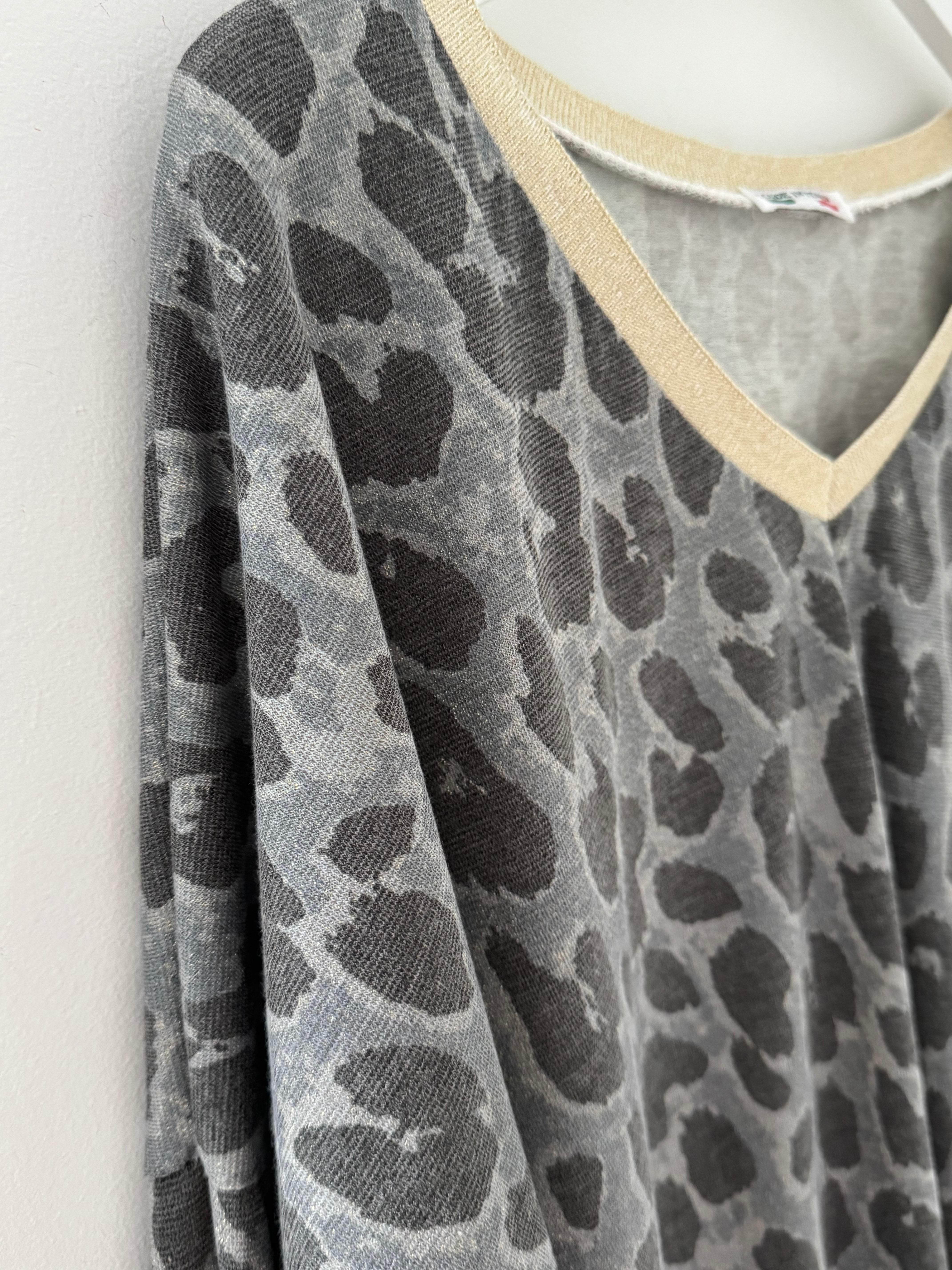 Oversized Leopard Print Top in Grey
