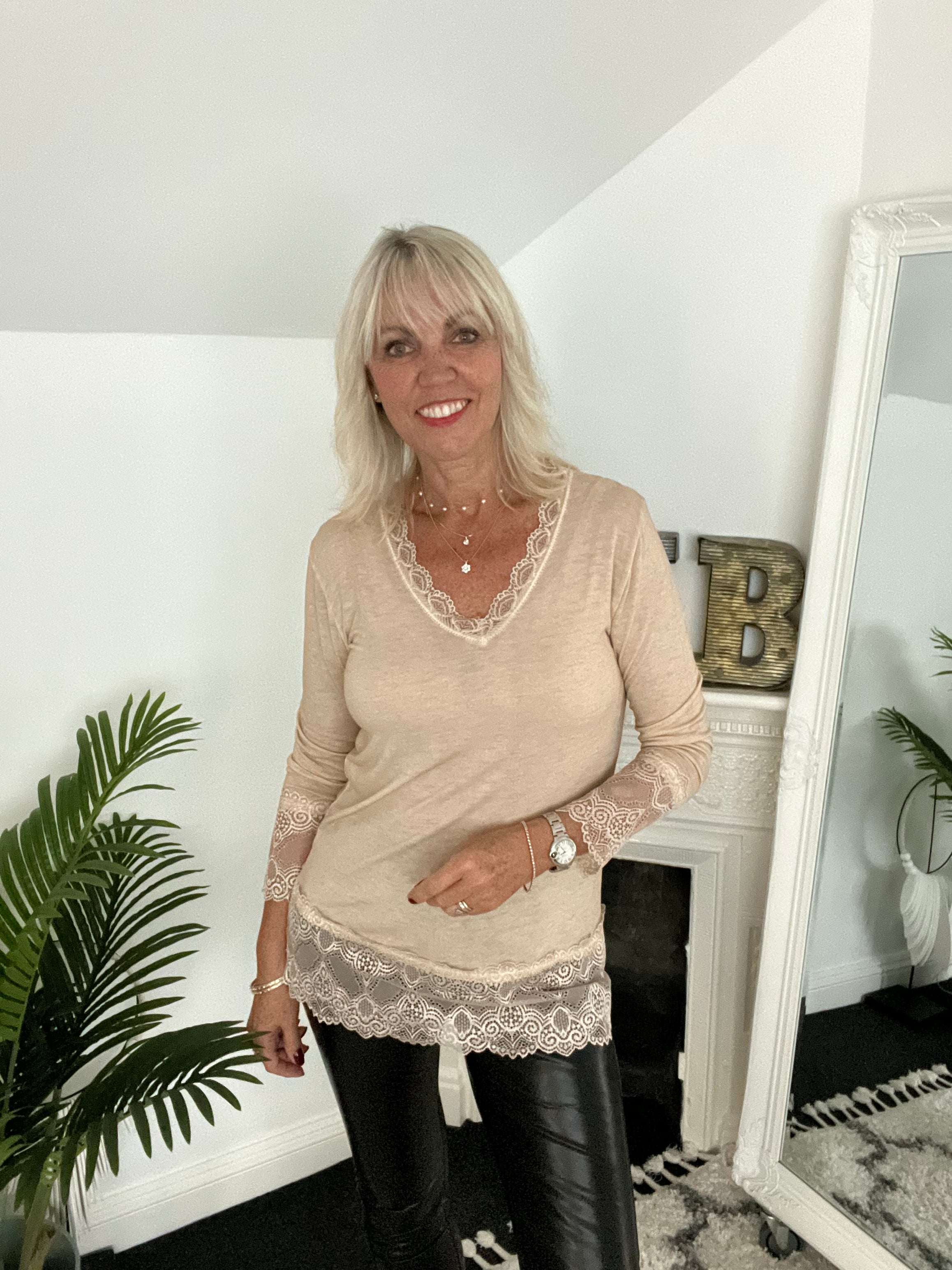 Luxe Base Top with Lace Trim in Warm Stone