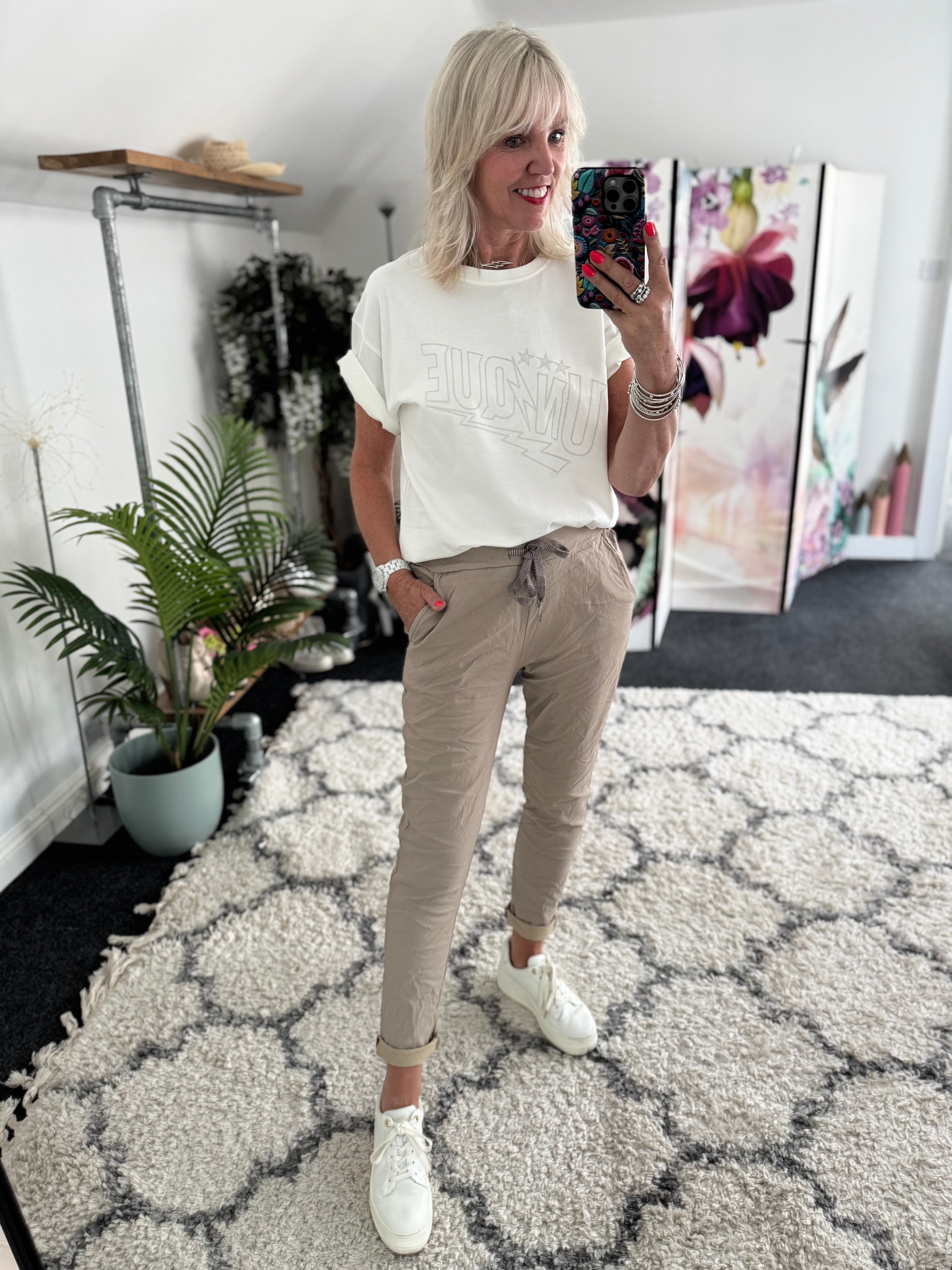 Super Stretch Joggers in Mocha