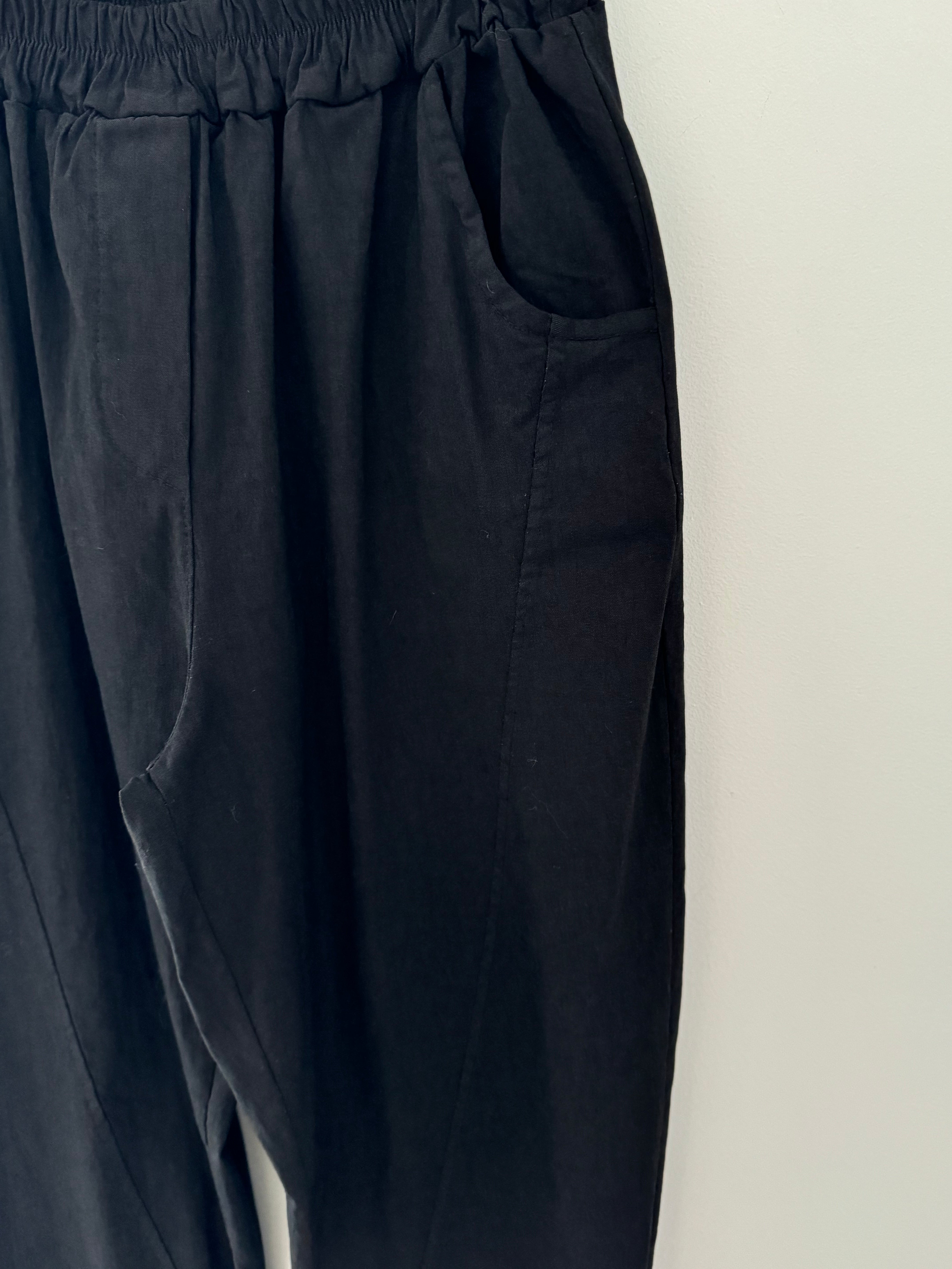 Engineered Boyfriend Joggers in Black