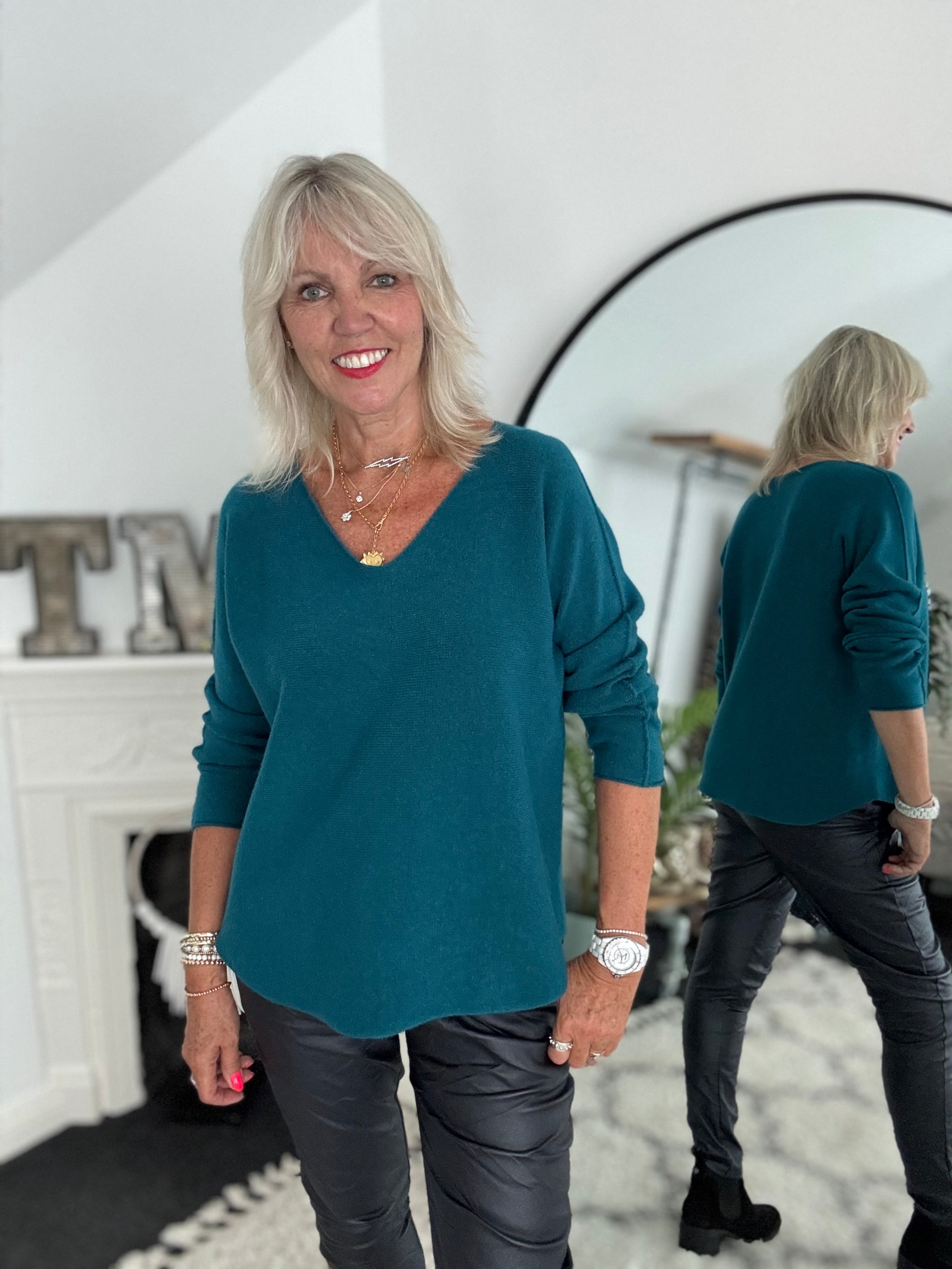 Simple V Neck Jumper in Teal