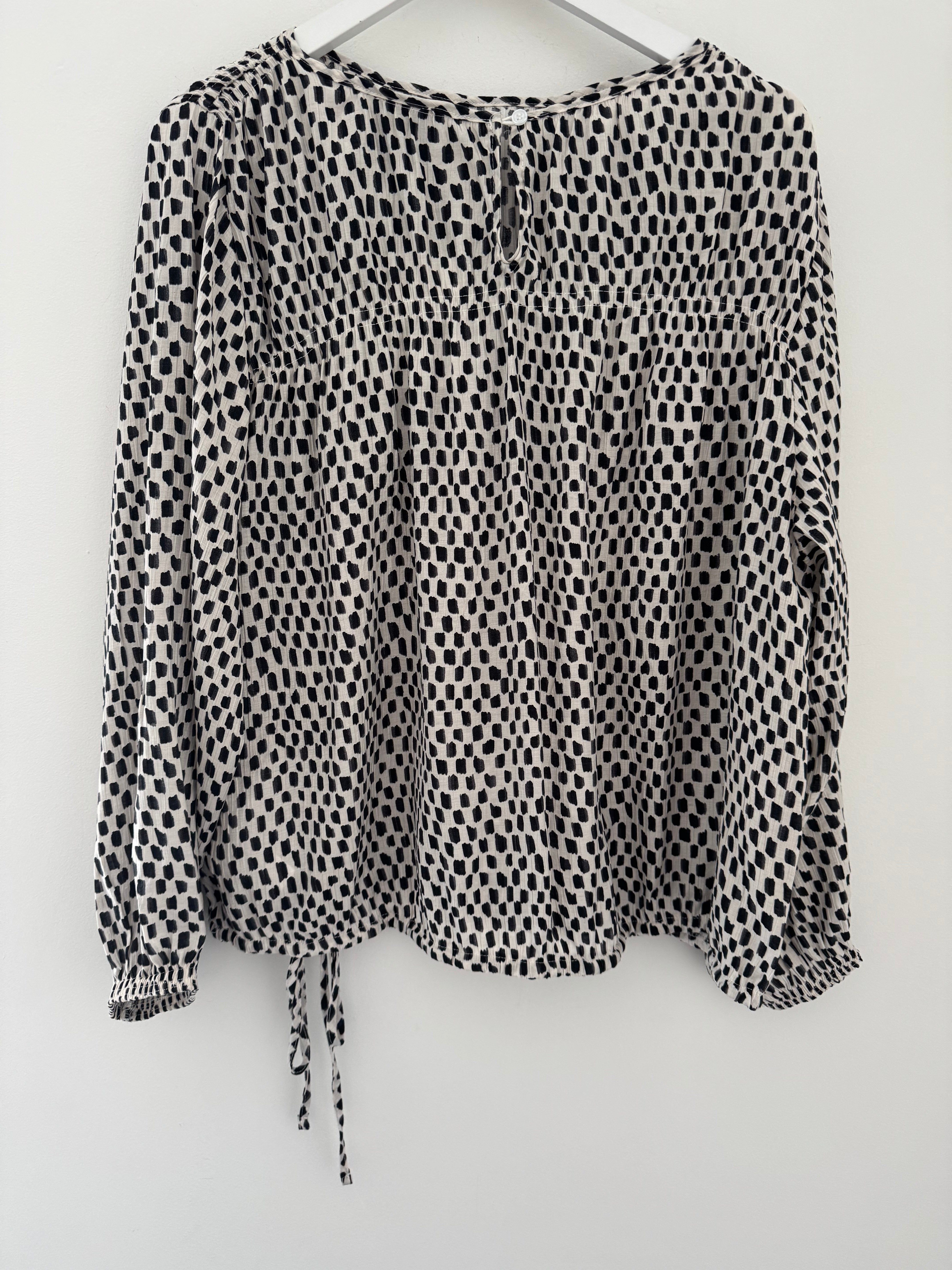 Checker Blouse in Black & White