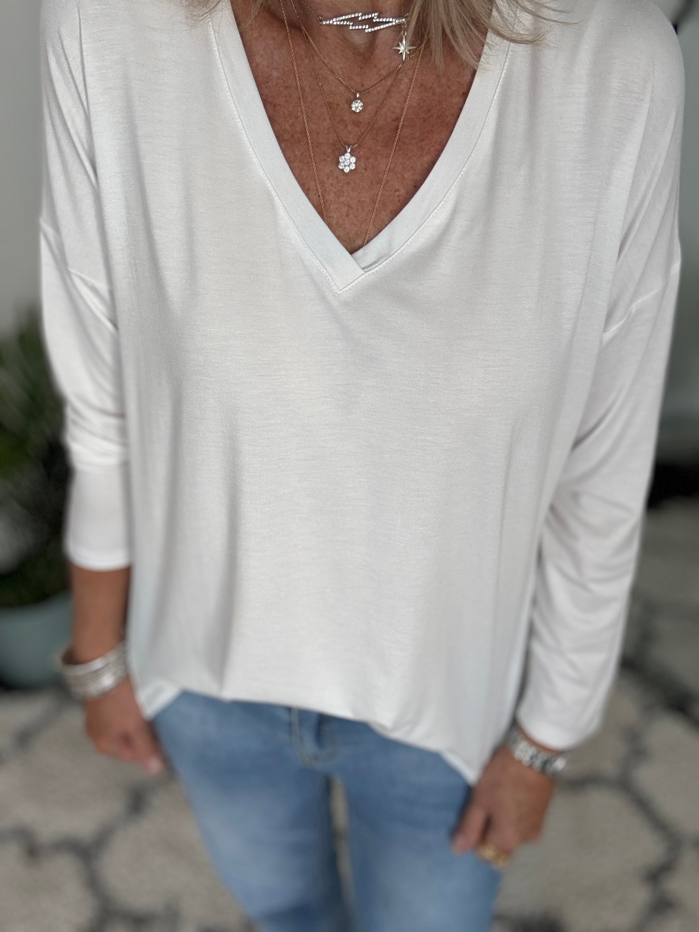 Bamboo Jersey V Neck Top in White