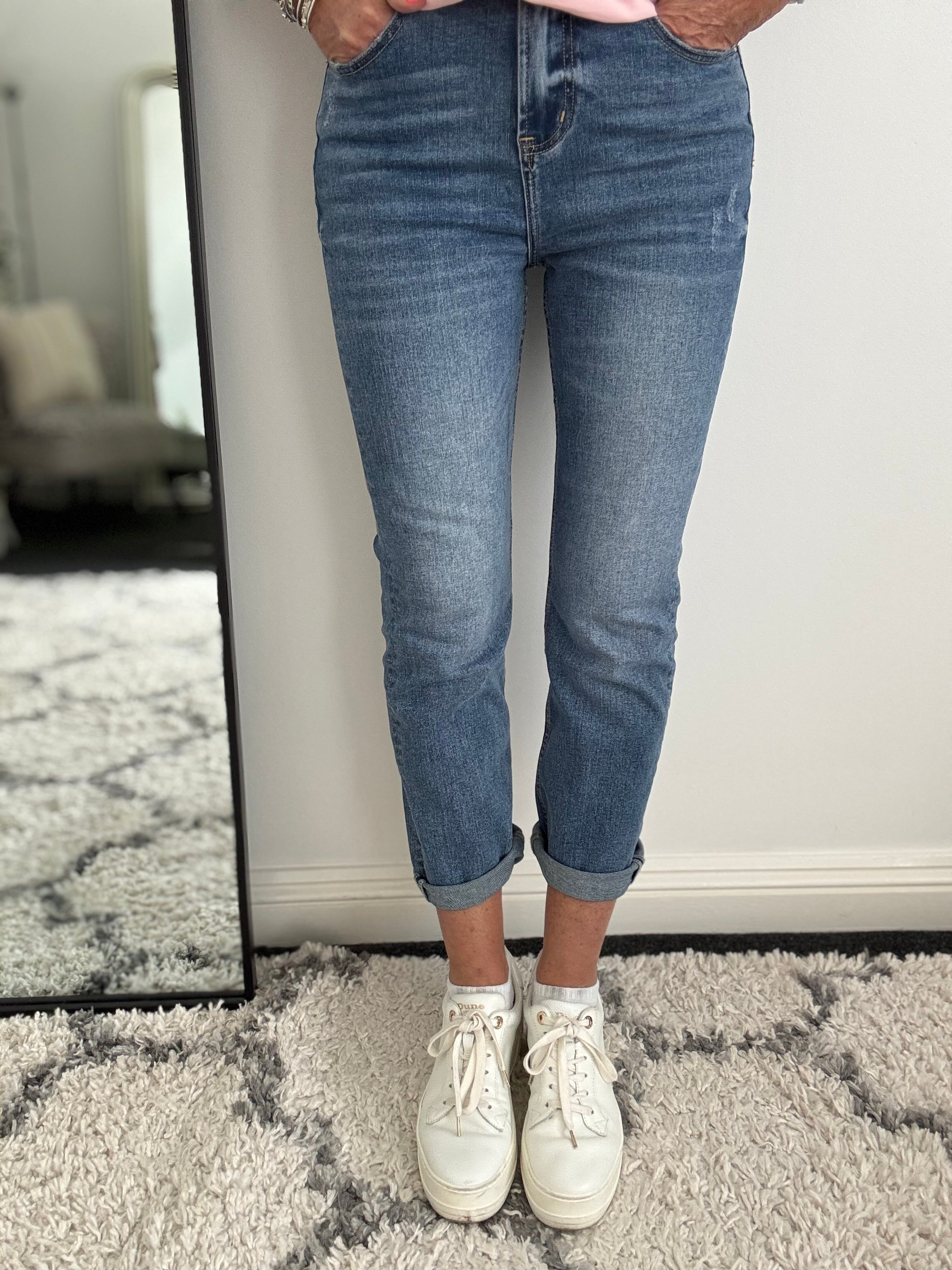 Premium Slimfit Stretch Jeans in Mid Denim