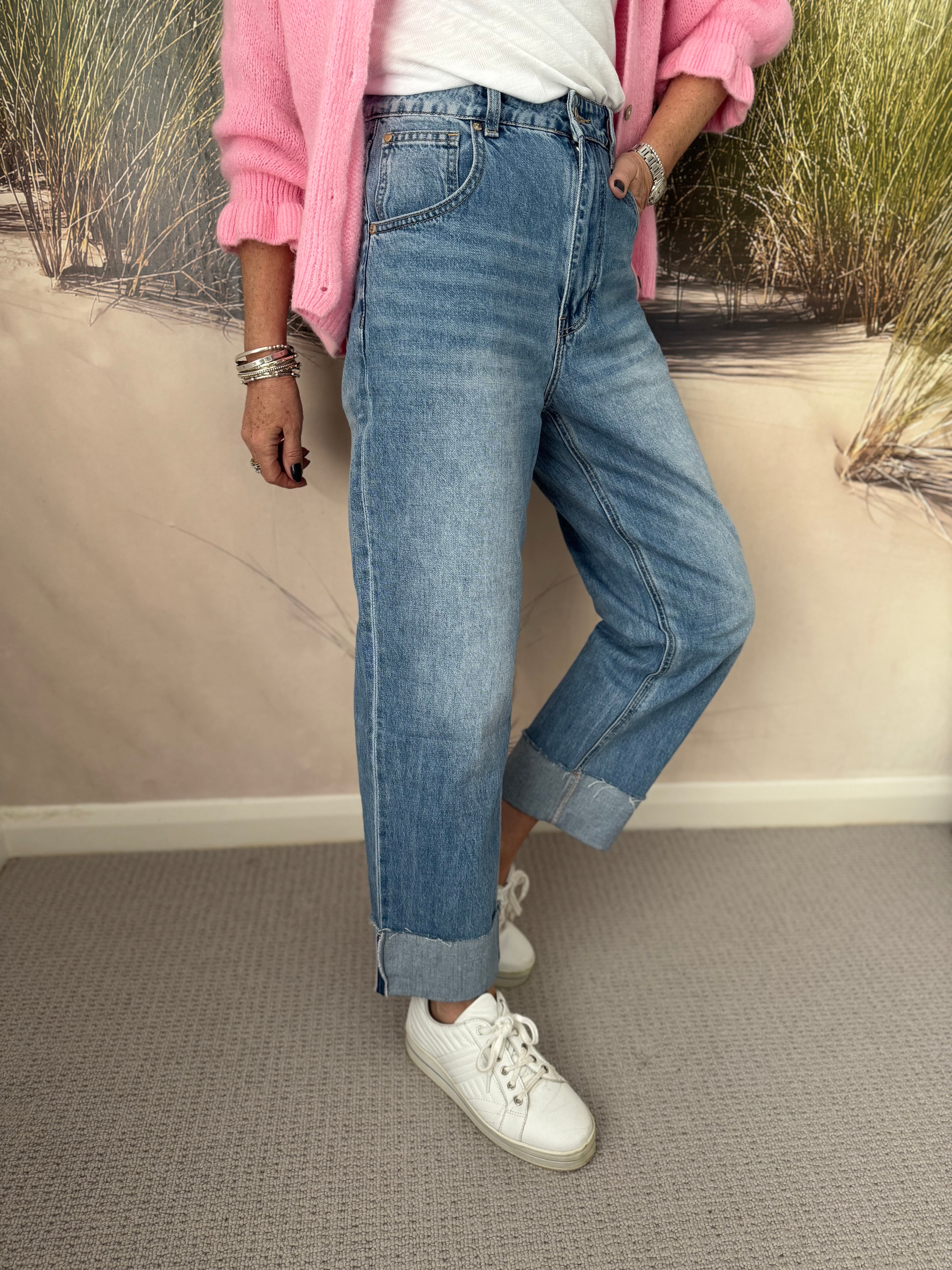 Straight Leg Jeans with Turnups