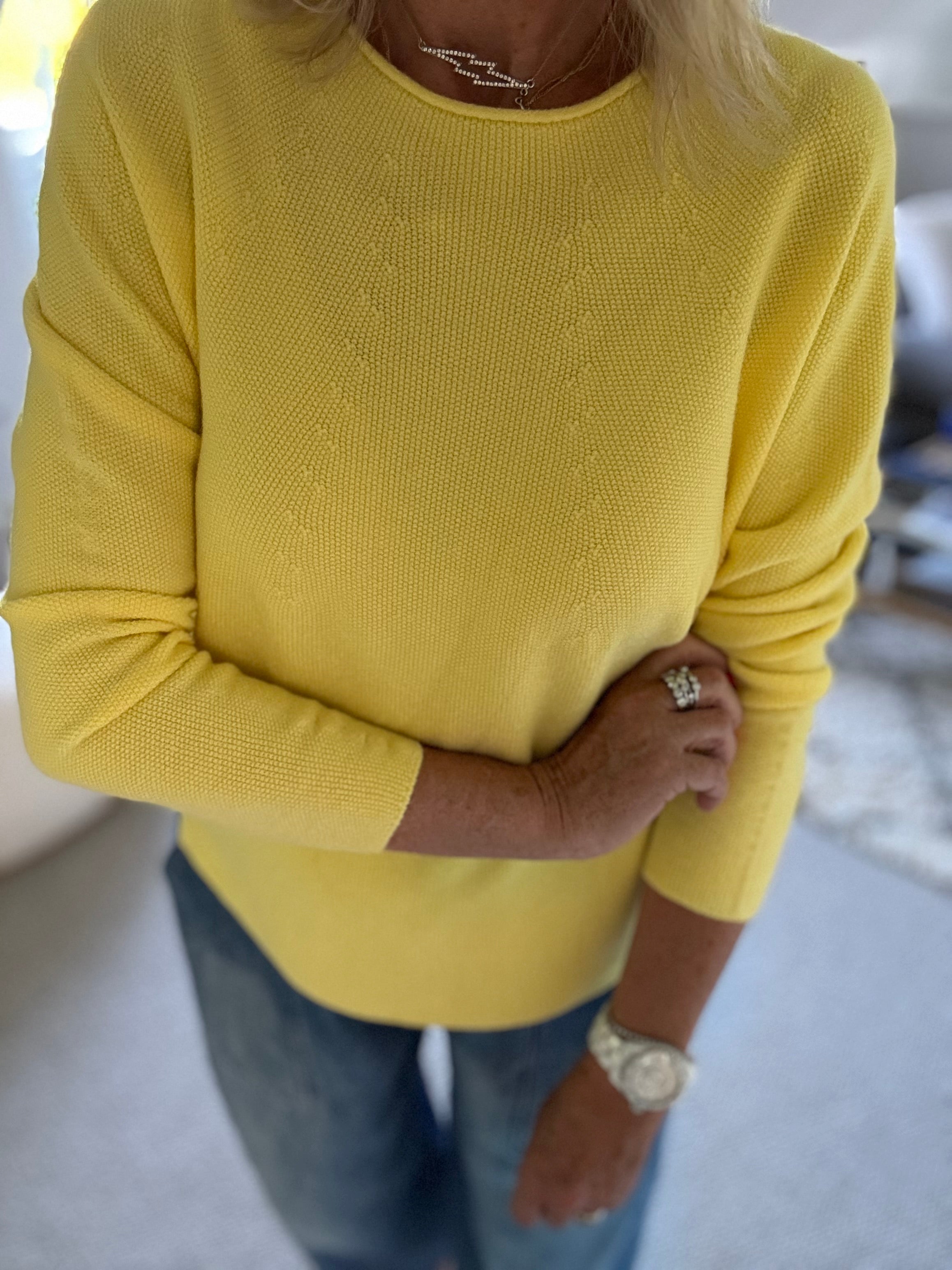Moss Stitch Jumper with Ladder Back in Yellow