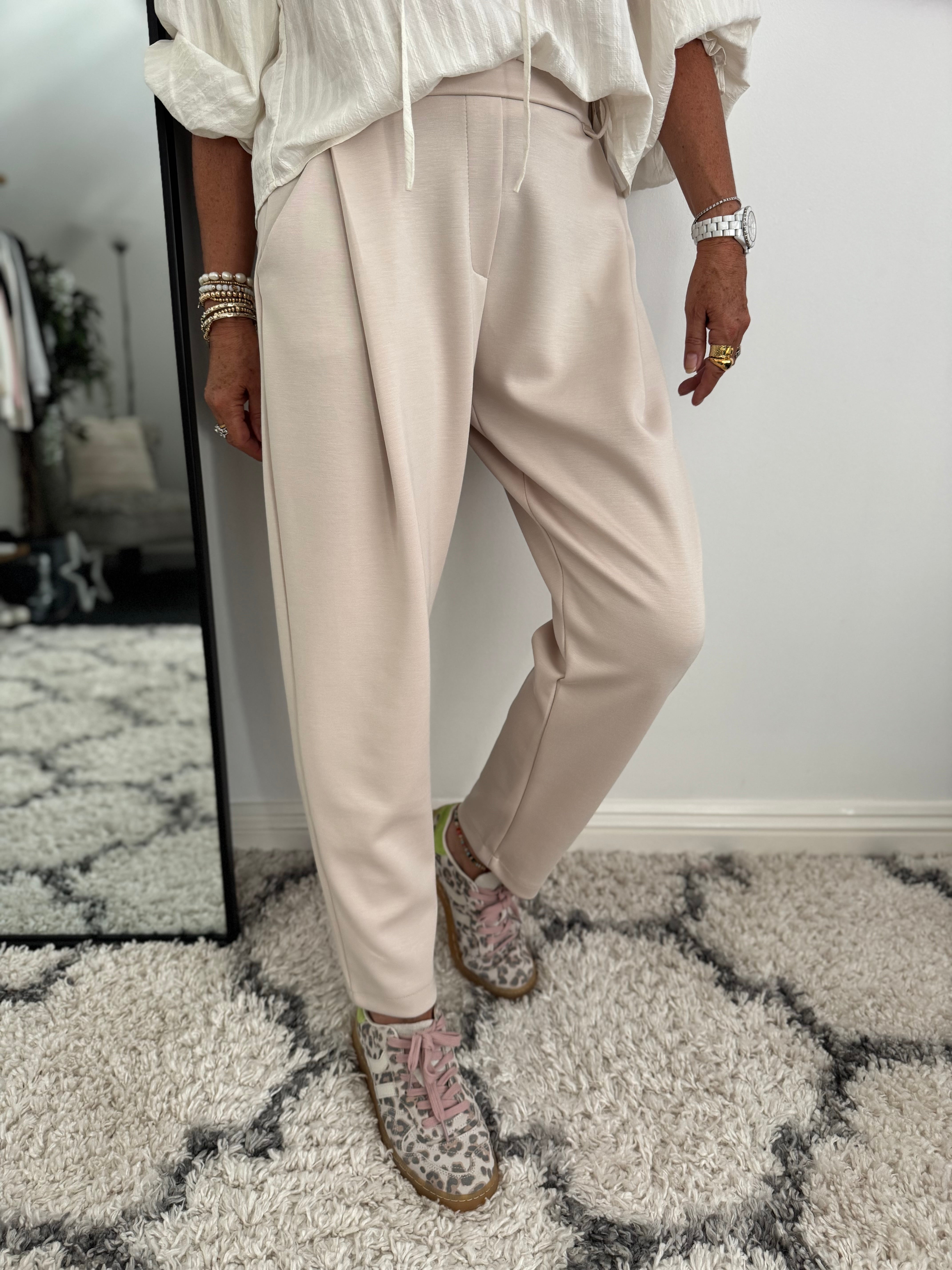 Luxe Stretch Trousers in Ecru
