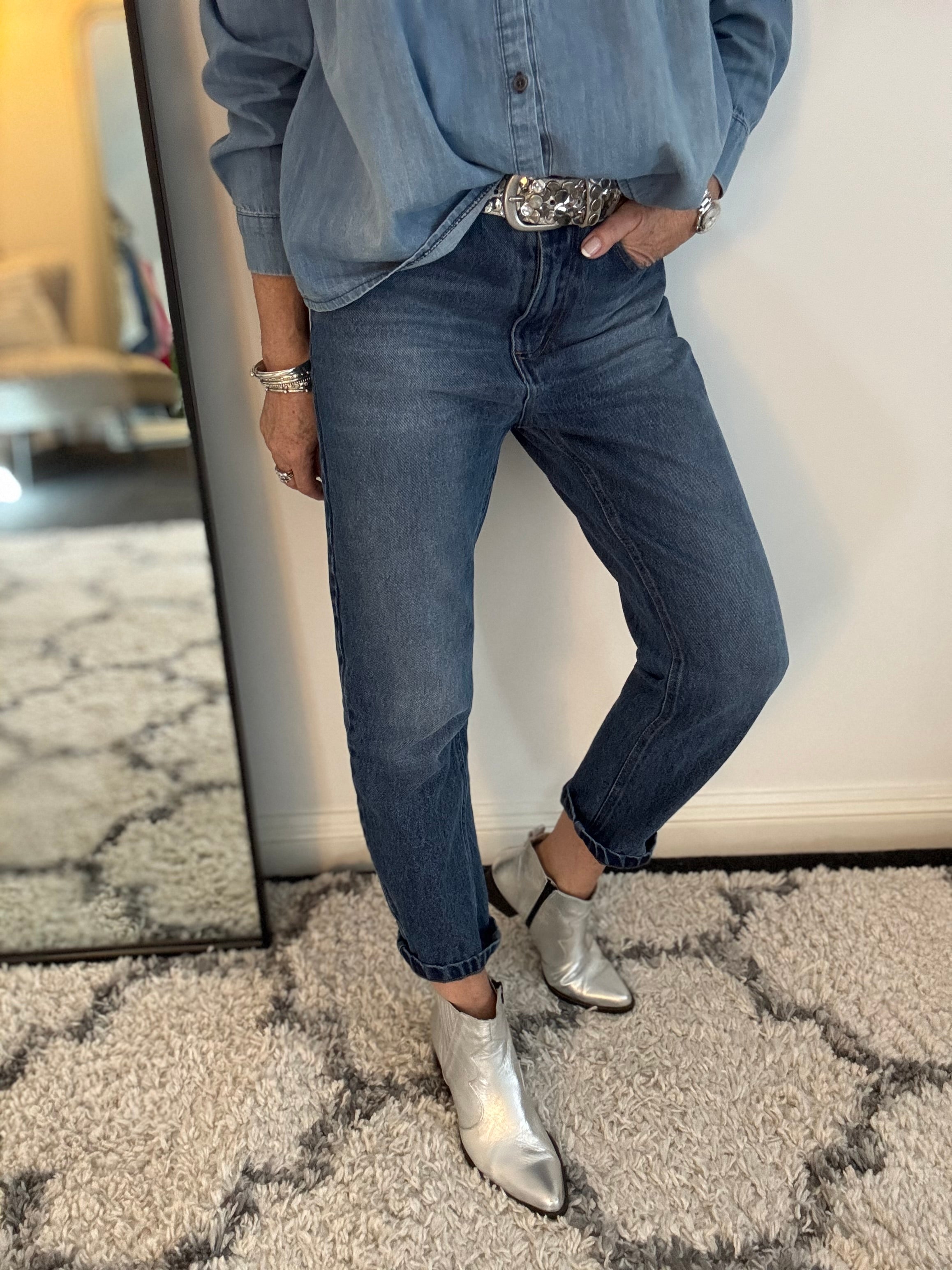 Slim Boyfriend Jeans in Mid Denim